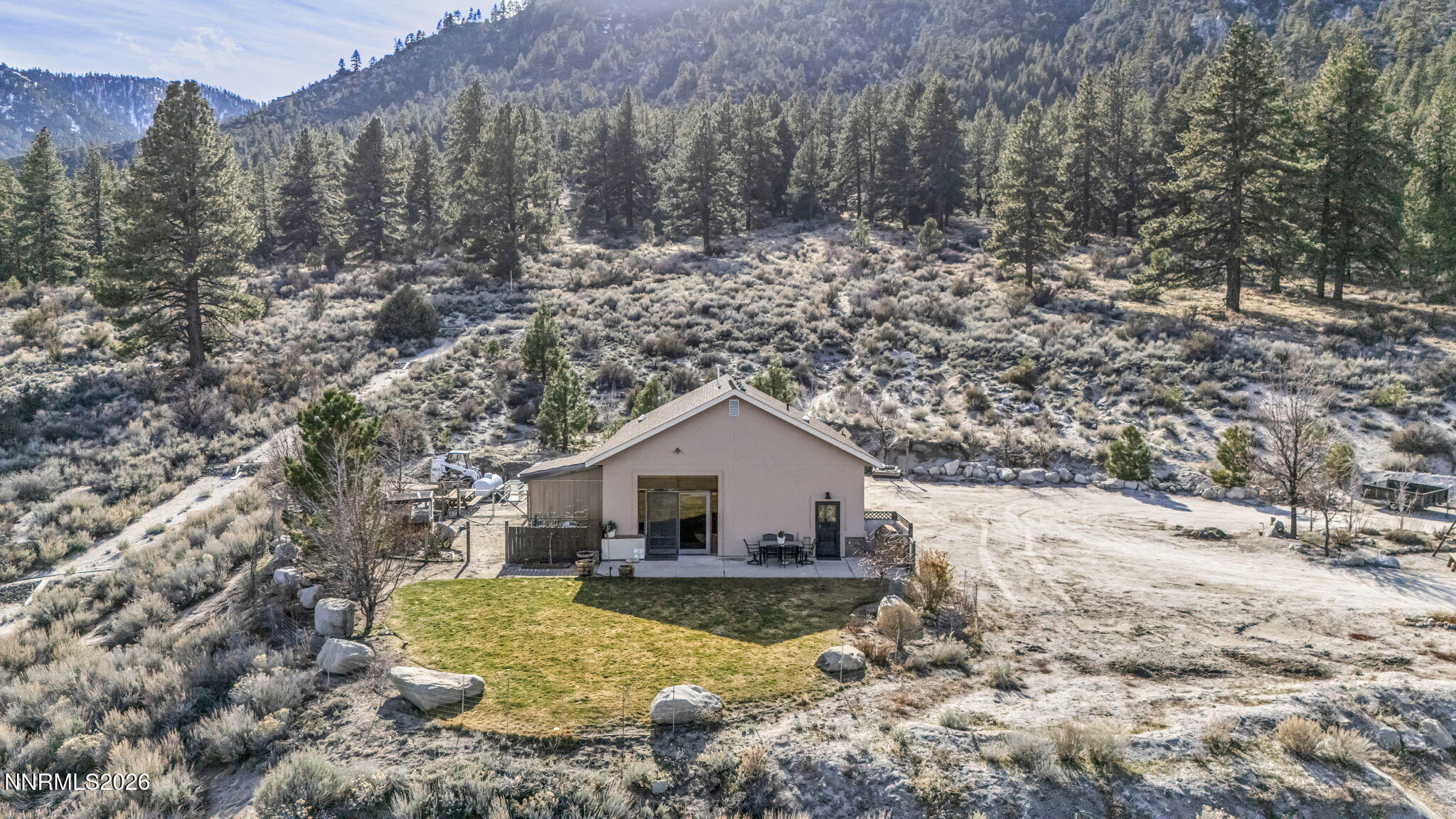 466 Horsethief Circle Property Photo 9