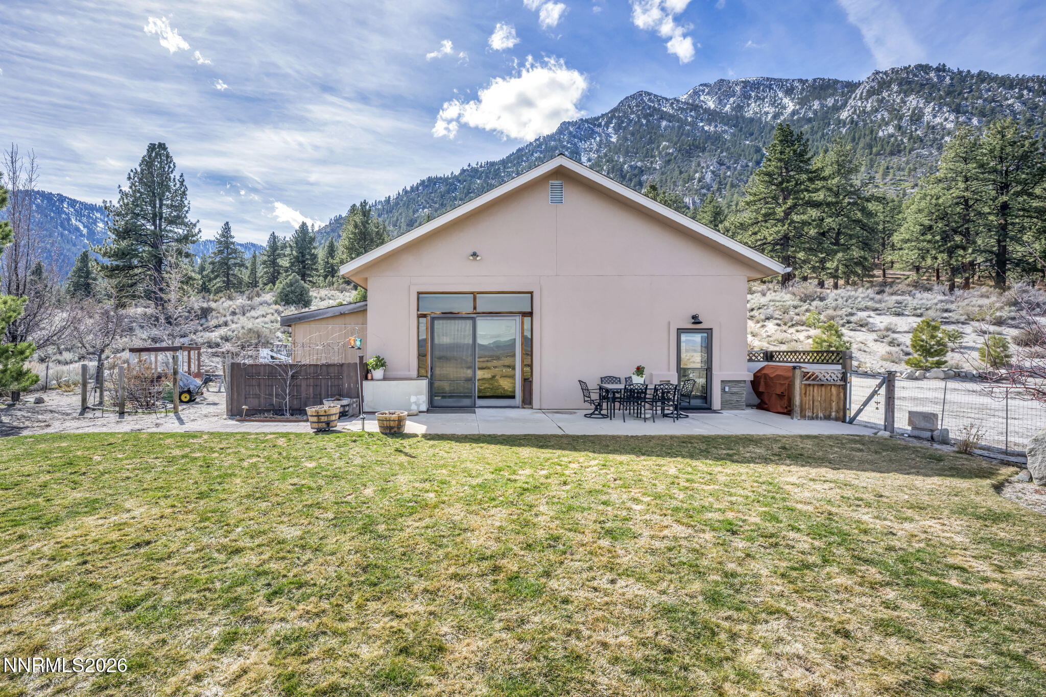 466 Horsethief Circle Property Photo 11