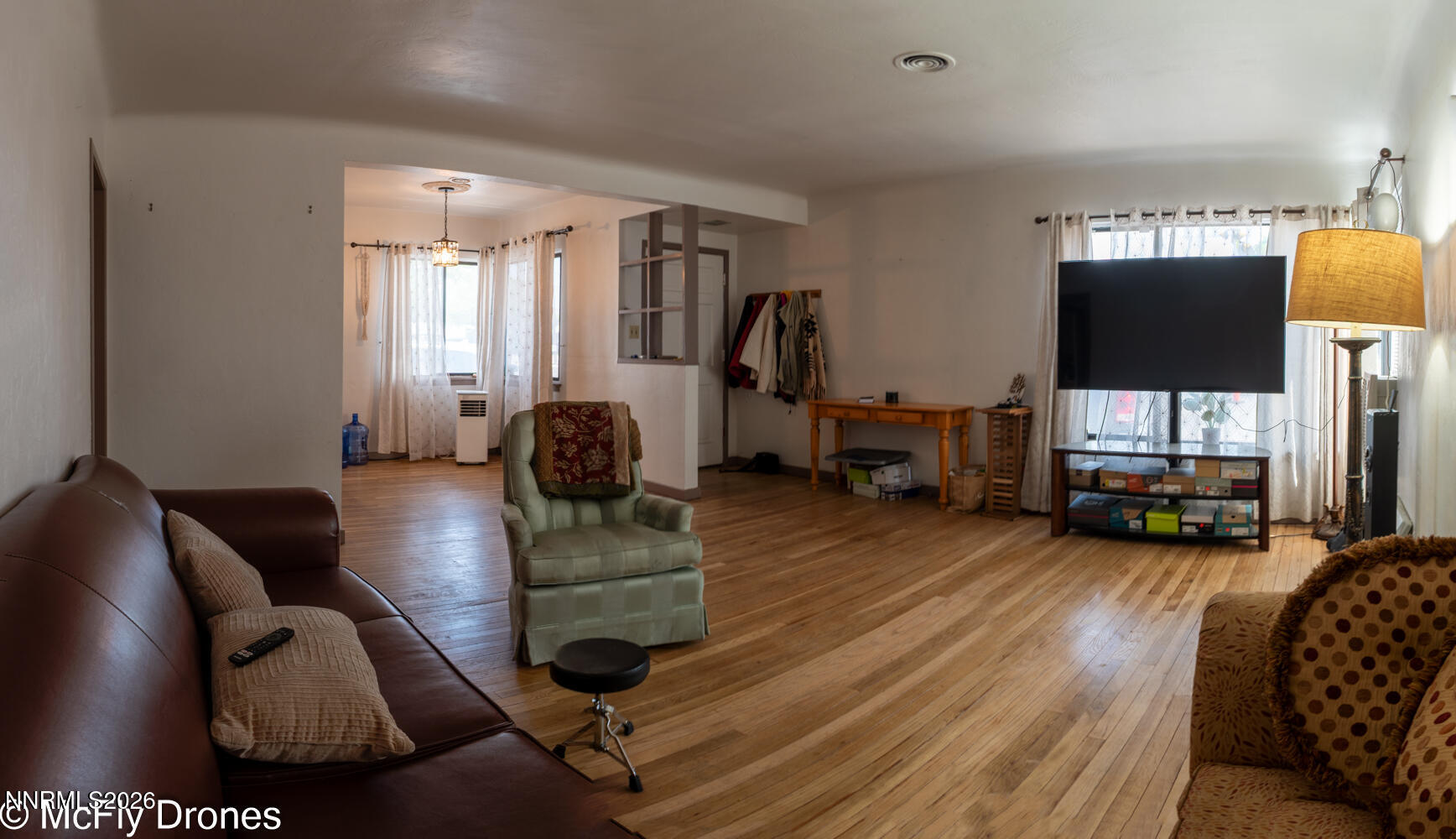 316 Prater Way Property Photo 9