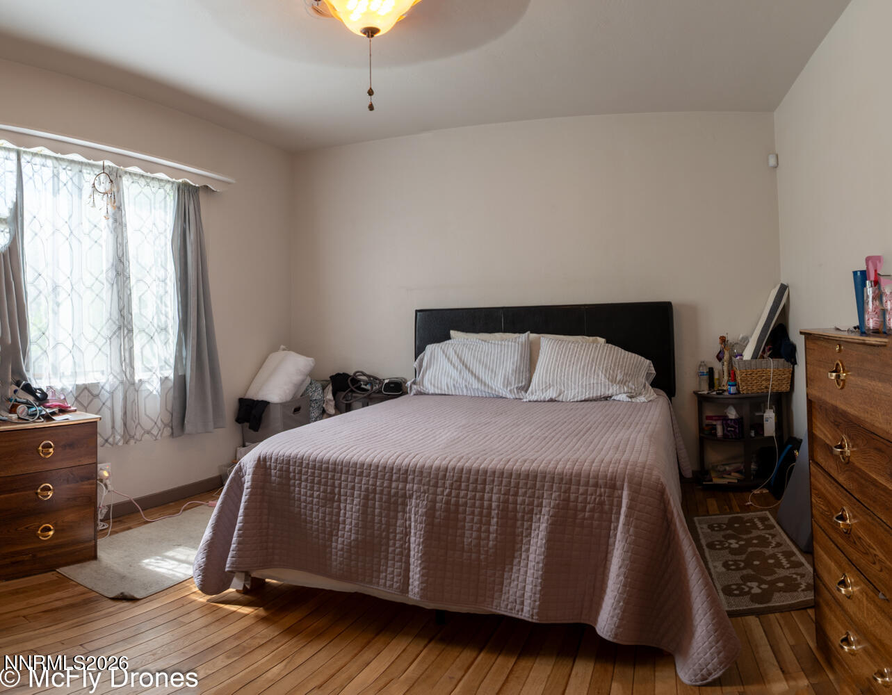 316 Prater Way Property Photo 14
