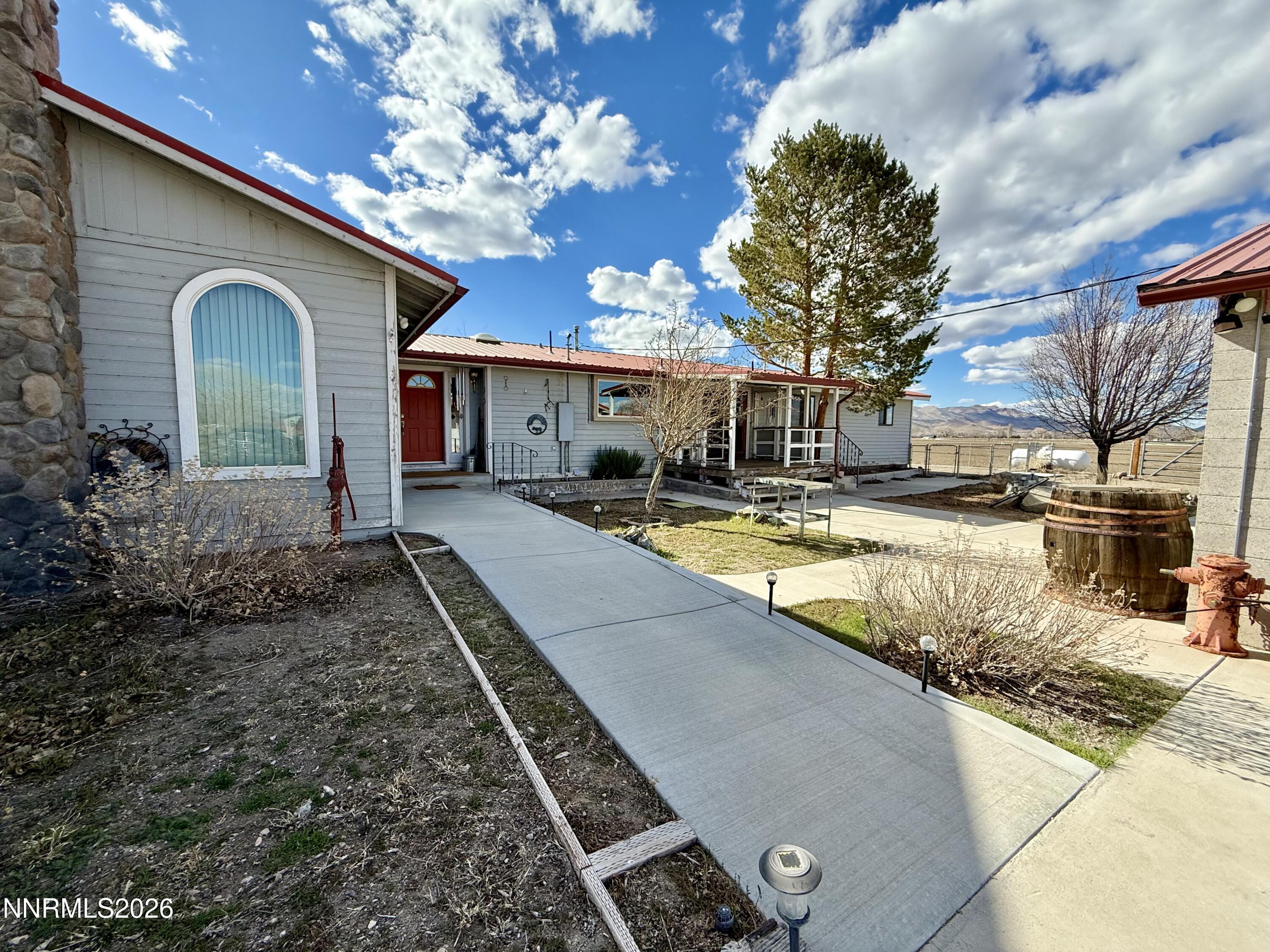 30 E Tognoli Lane Property Photo 1