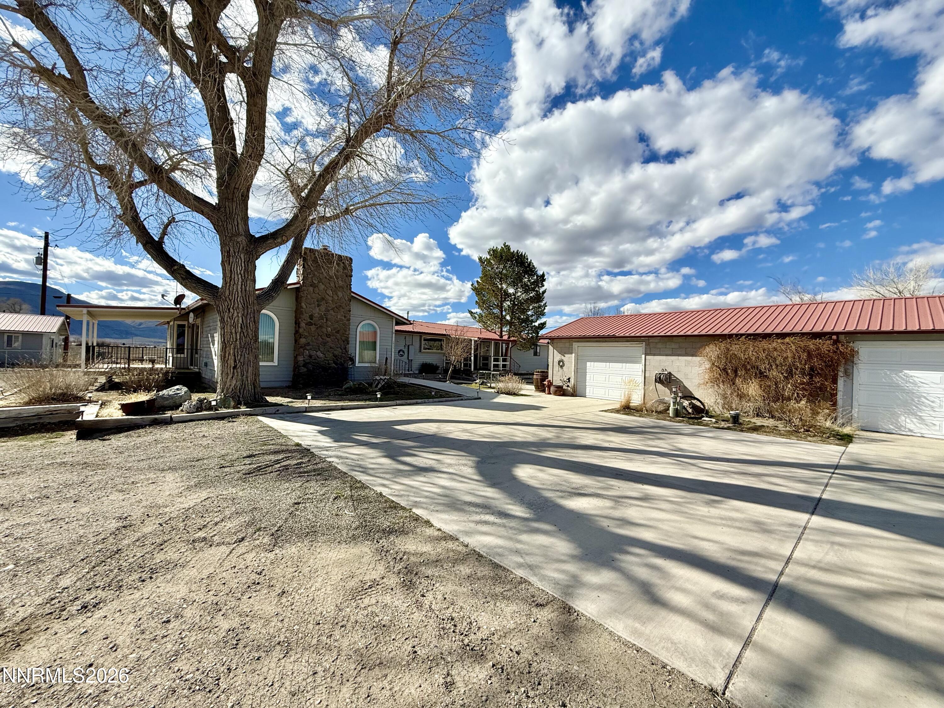 30 E Tognoli Lane Property Photo 2