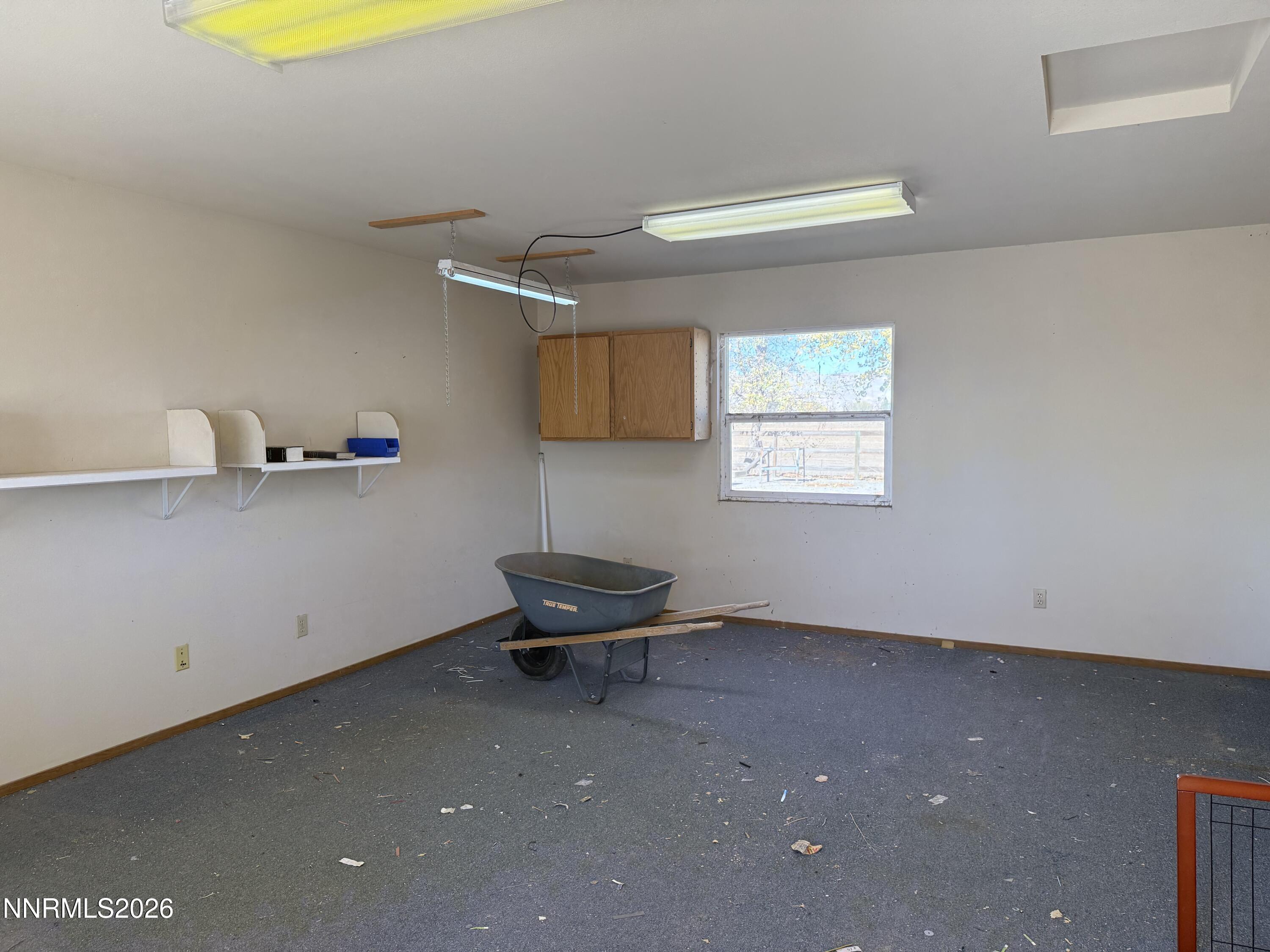 30 E Tognoli Lane Property Photo 22