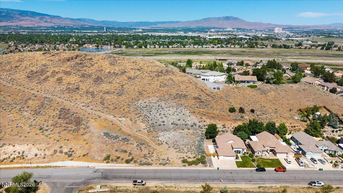 4841 W Hidden Valley Drive Property Photo 3