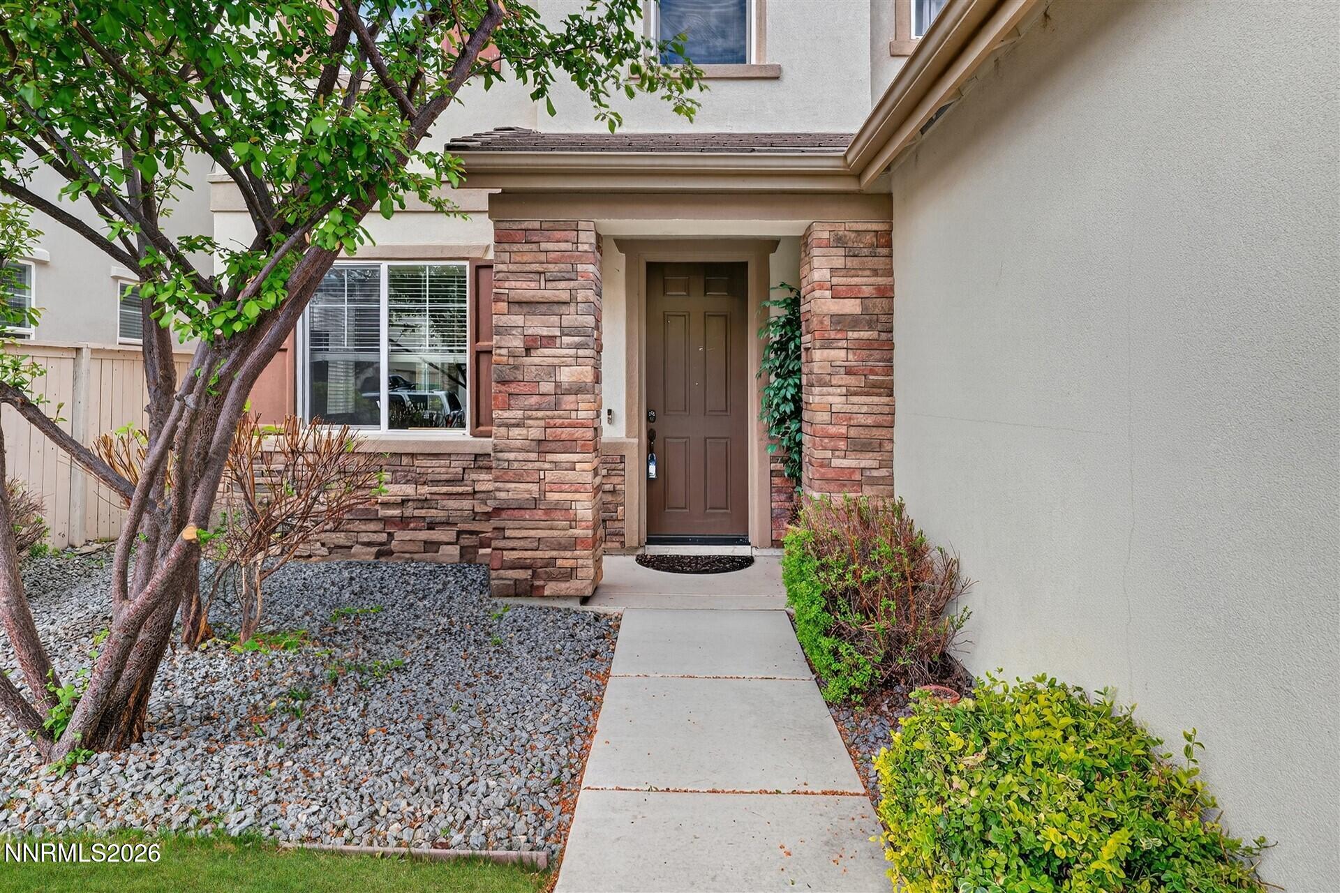 10855 Pebble Hill Drive Property Photo 5