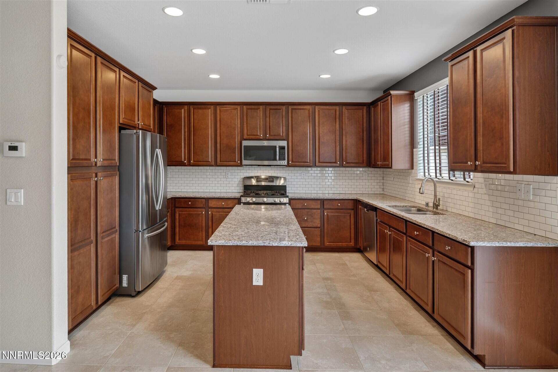 10855 Pebble Hill Drive Property Photo 10