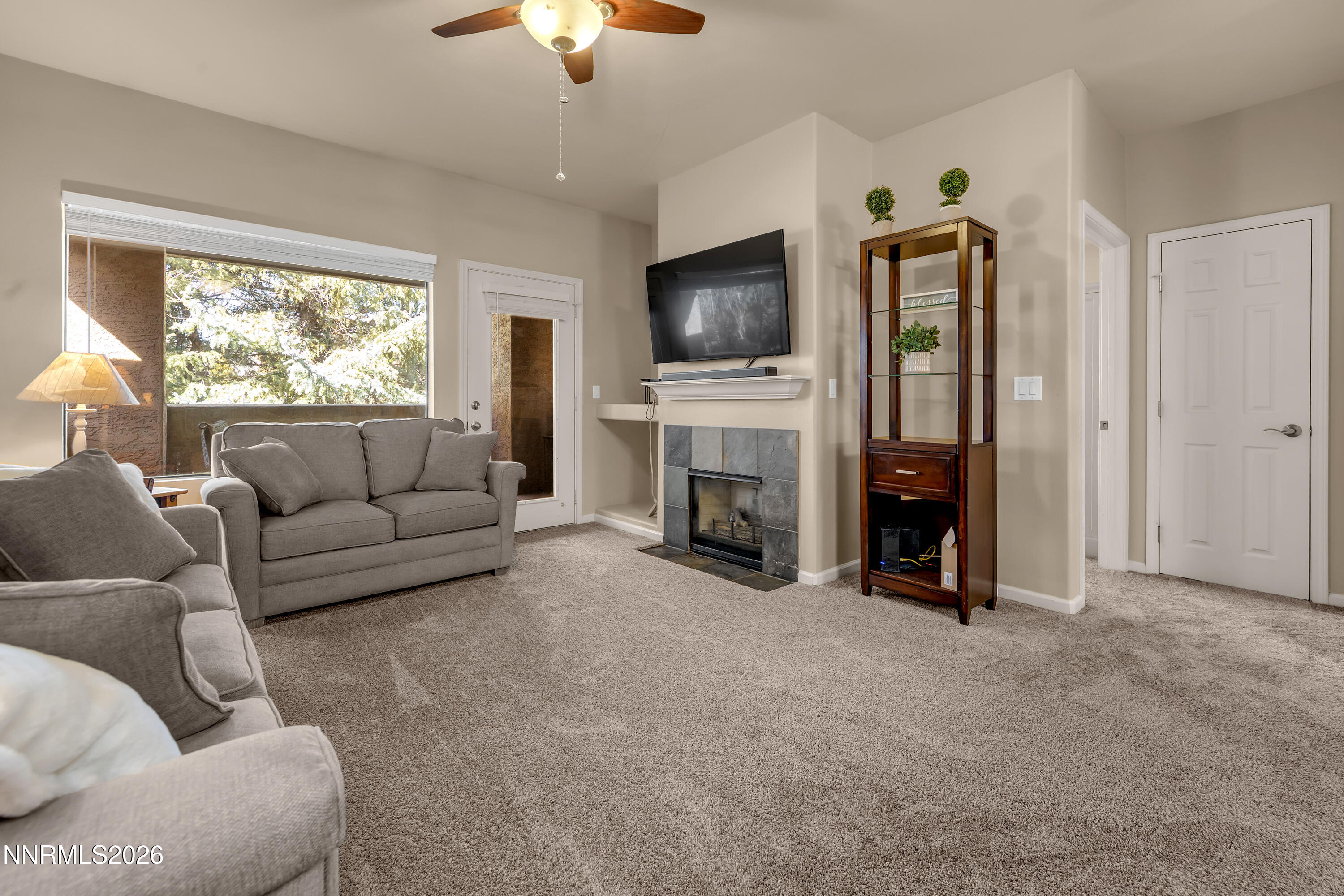 900 S Meadows Parkway 1022 Property Photo 8