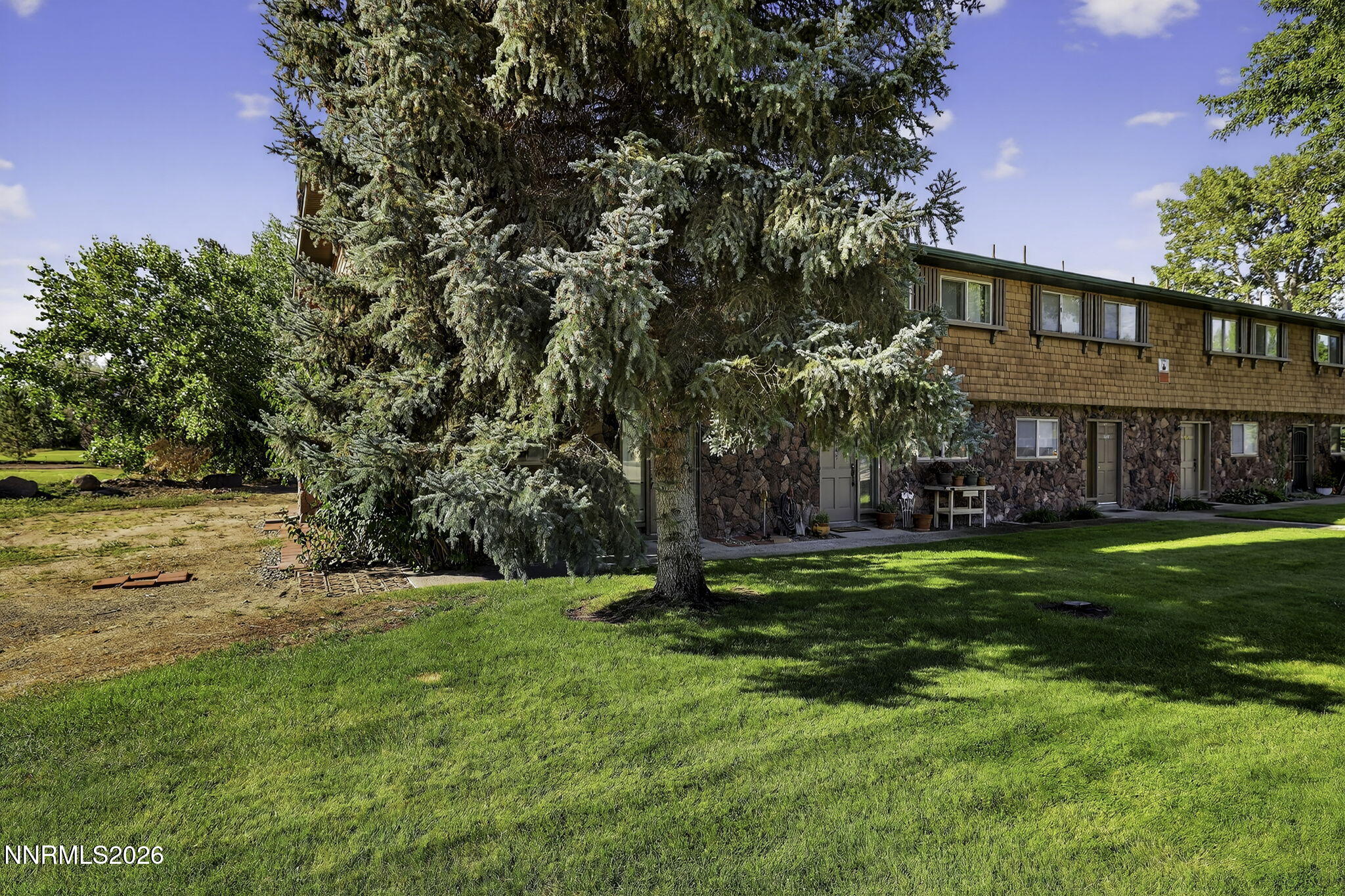 1051 Riverview Drive Property Photo 4
