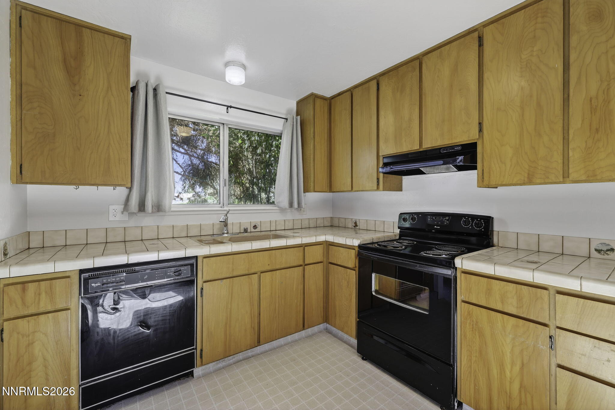 1051 Riverview Drive Property Photo 16