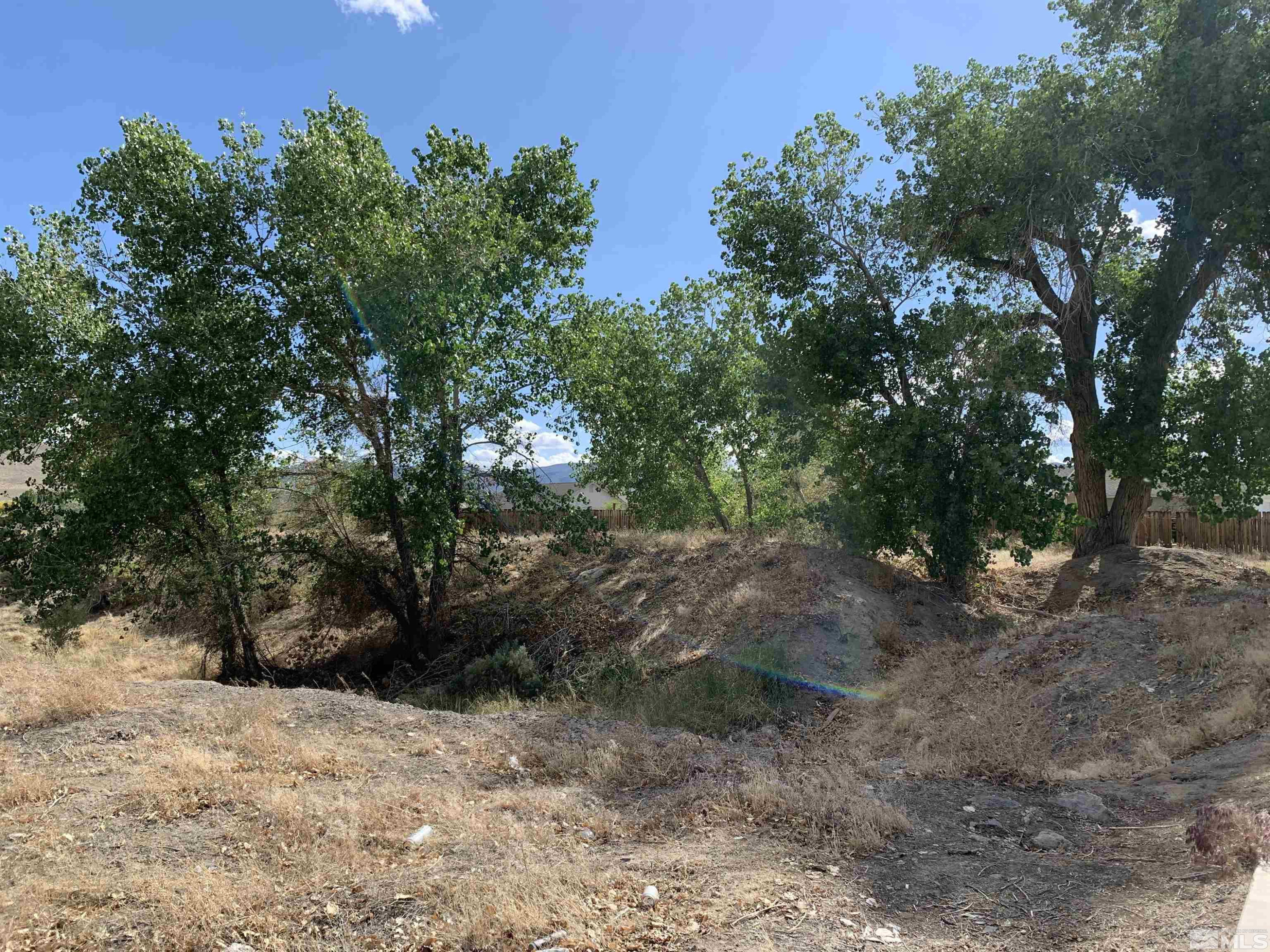 698 Jenny's Lane Property Photo 5