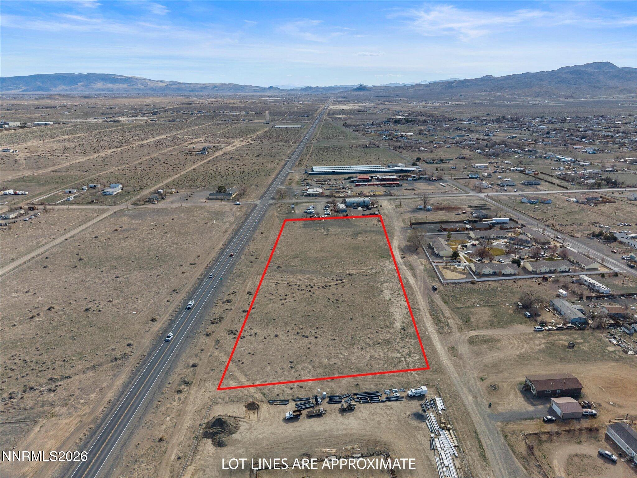 3065 S Us Highway 95a Property Photo 2