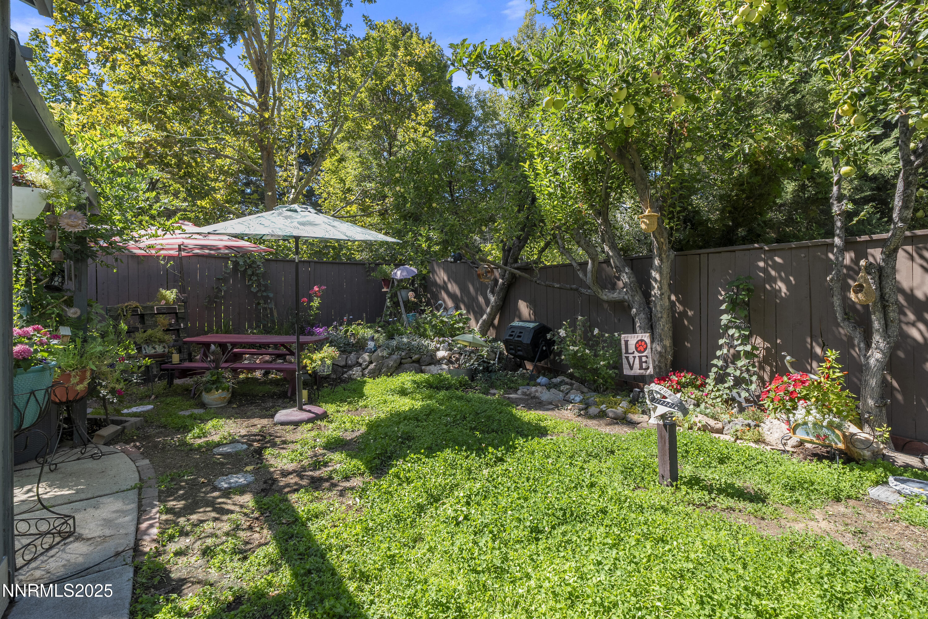 6435 Meadow Valley Lane Property Photo 31