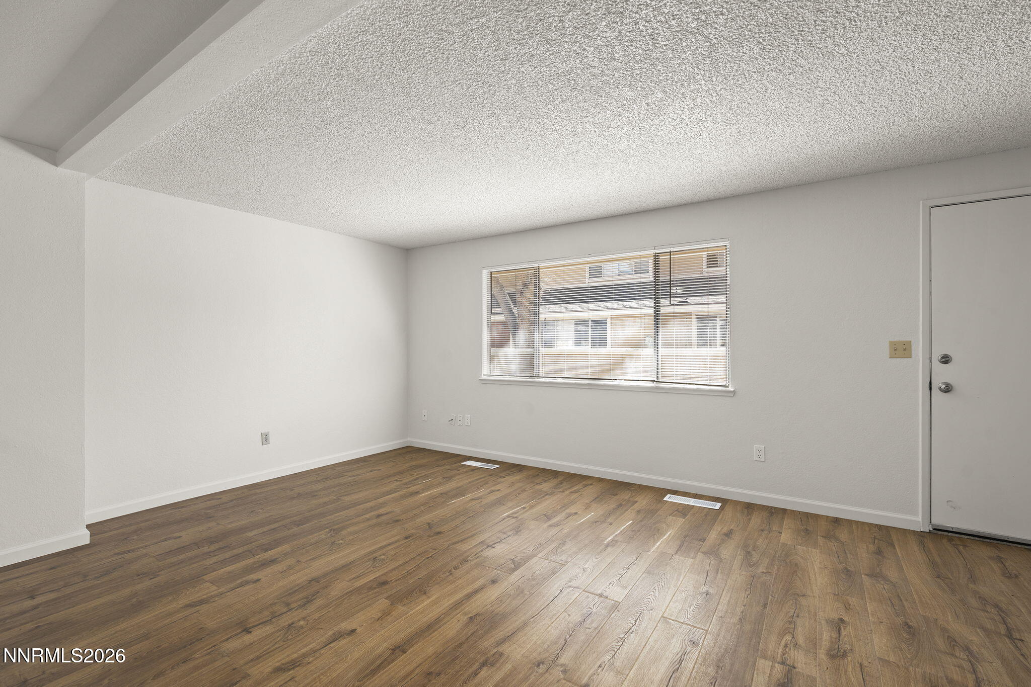 401 Allouette Way 02 Property Photo 8