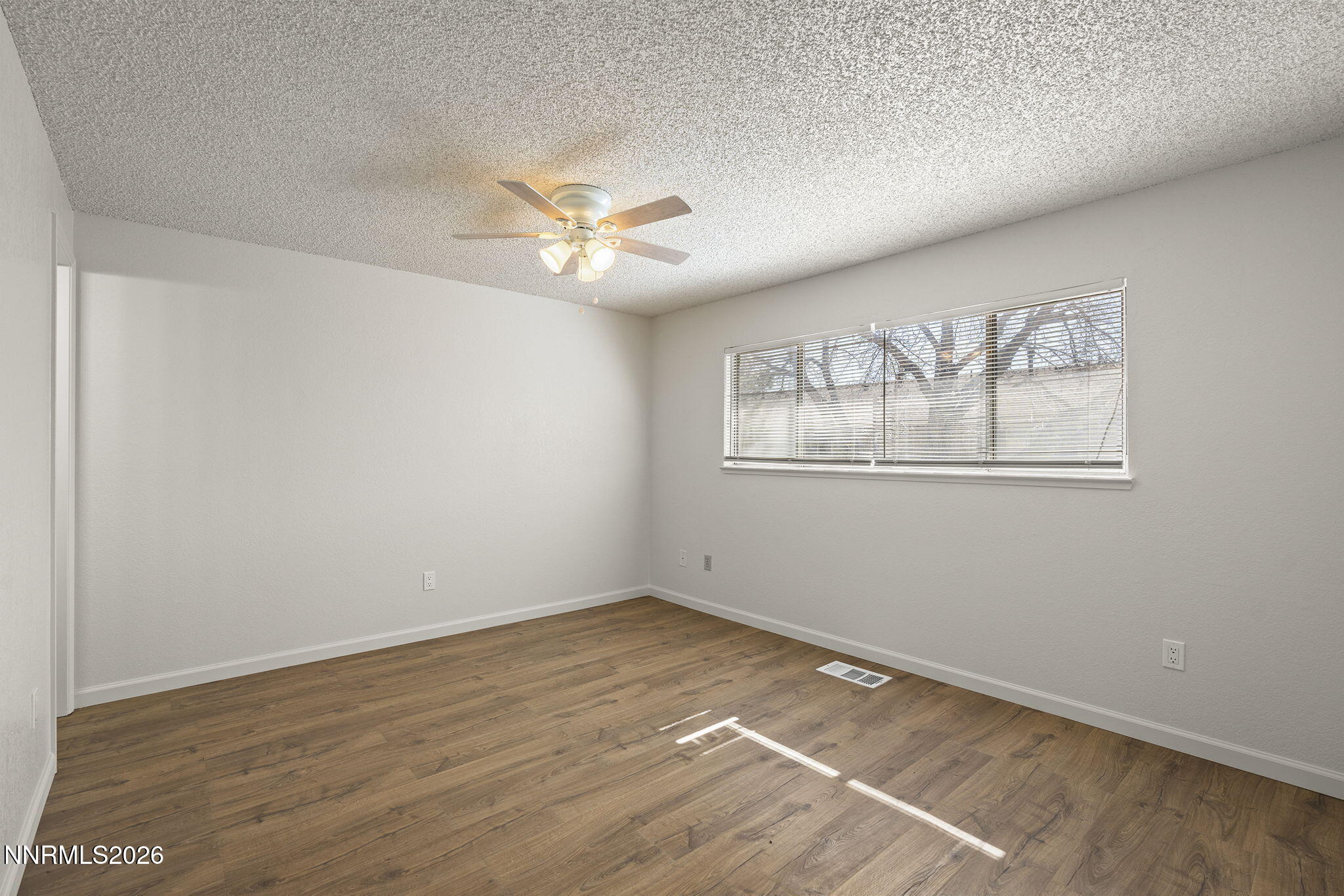 401 Allouette Way 02 Property Photo 17