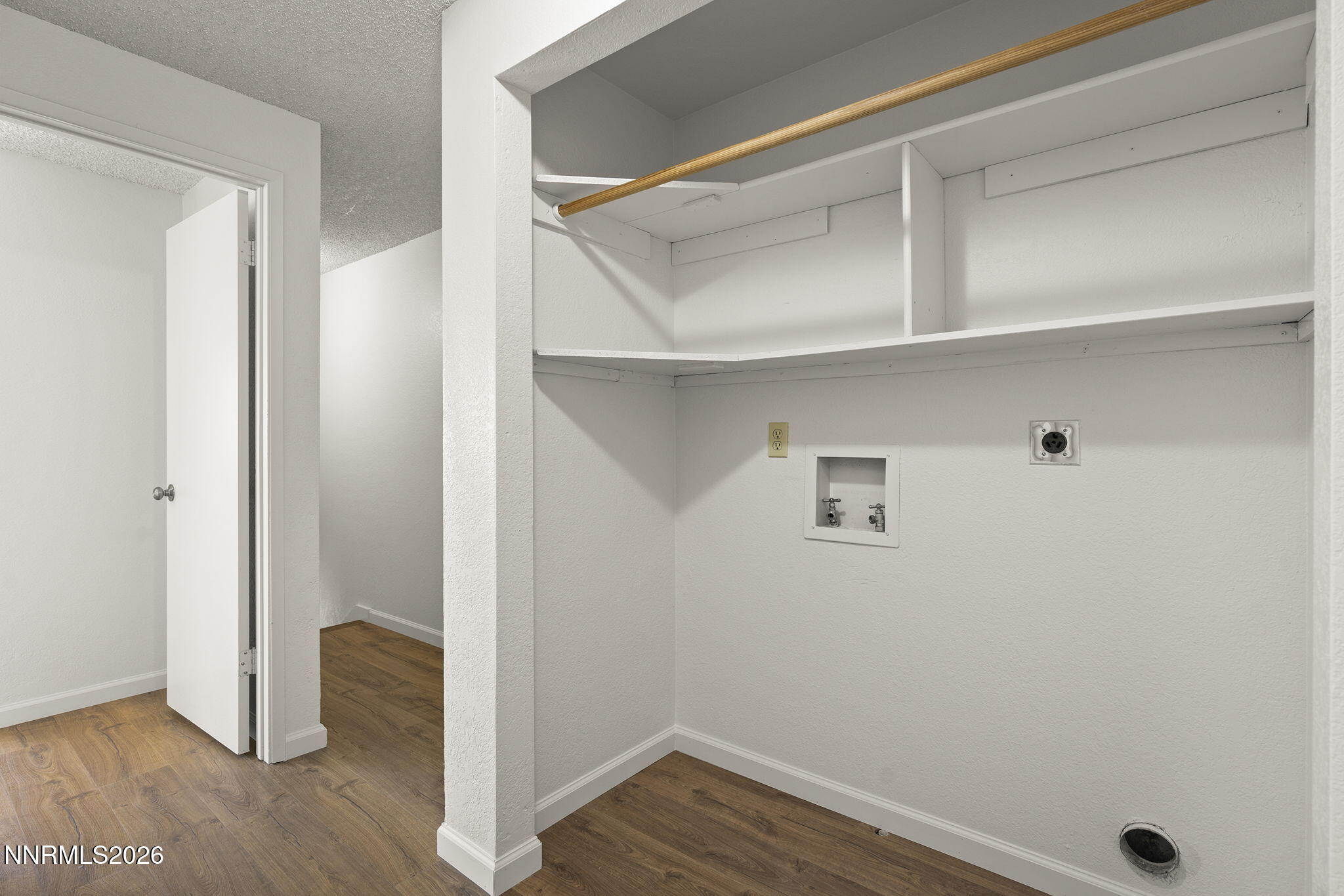 401 Allouette Way 02 Property Photo 27