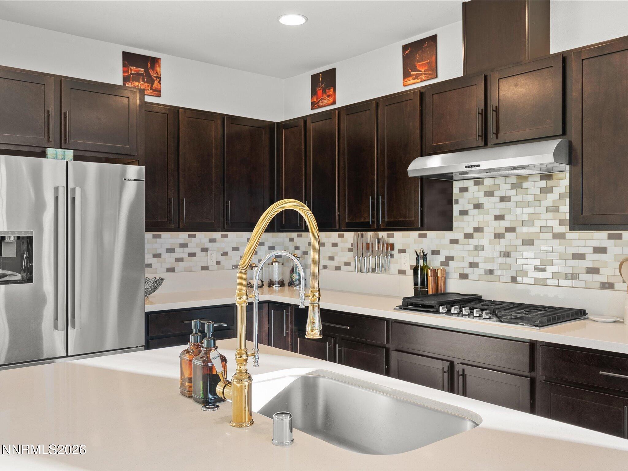 9803 Ash Meadow Drive Property Photo 16