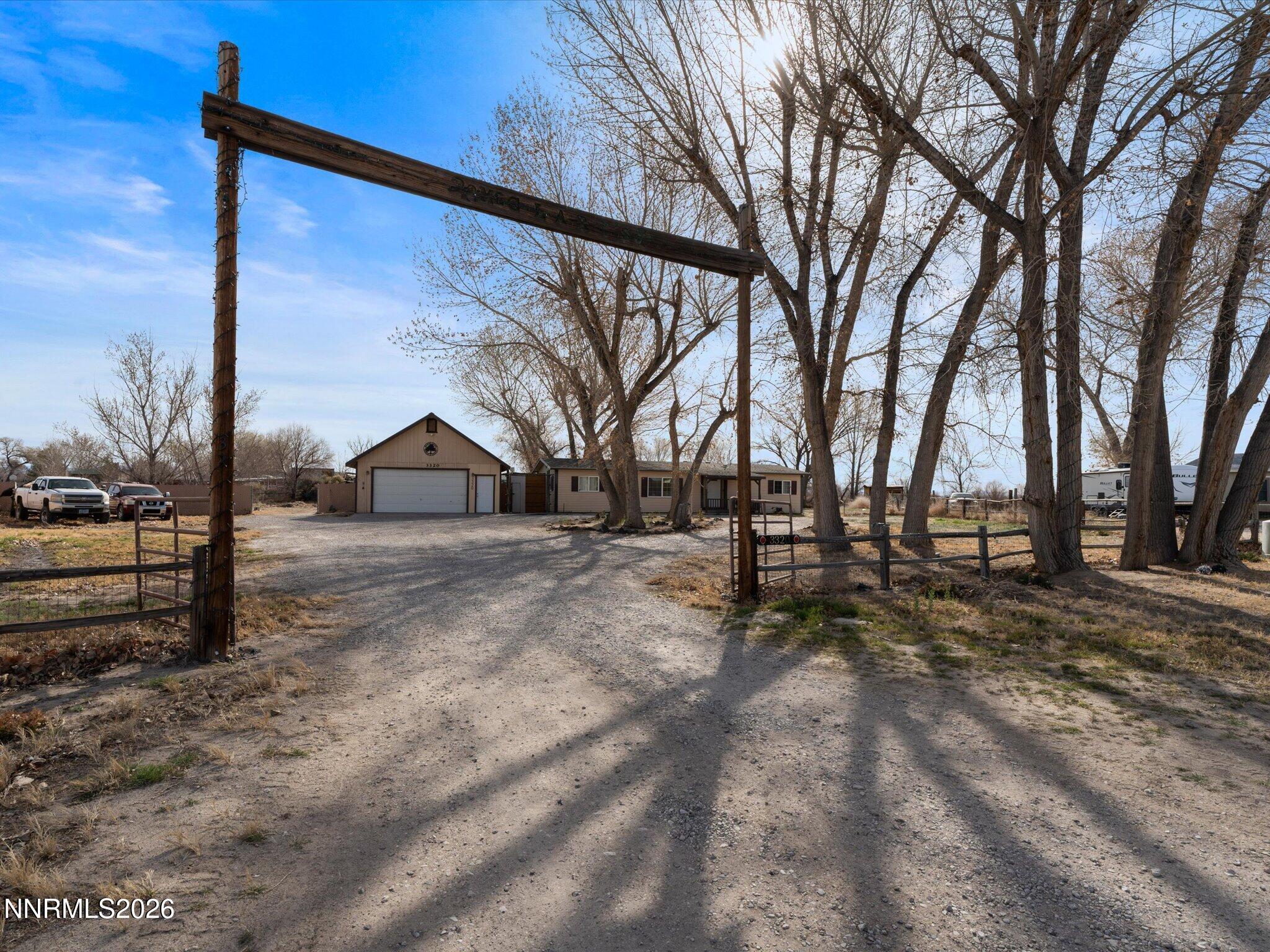 3320 Della Circle Property Photo 1