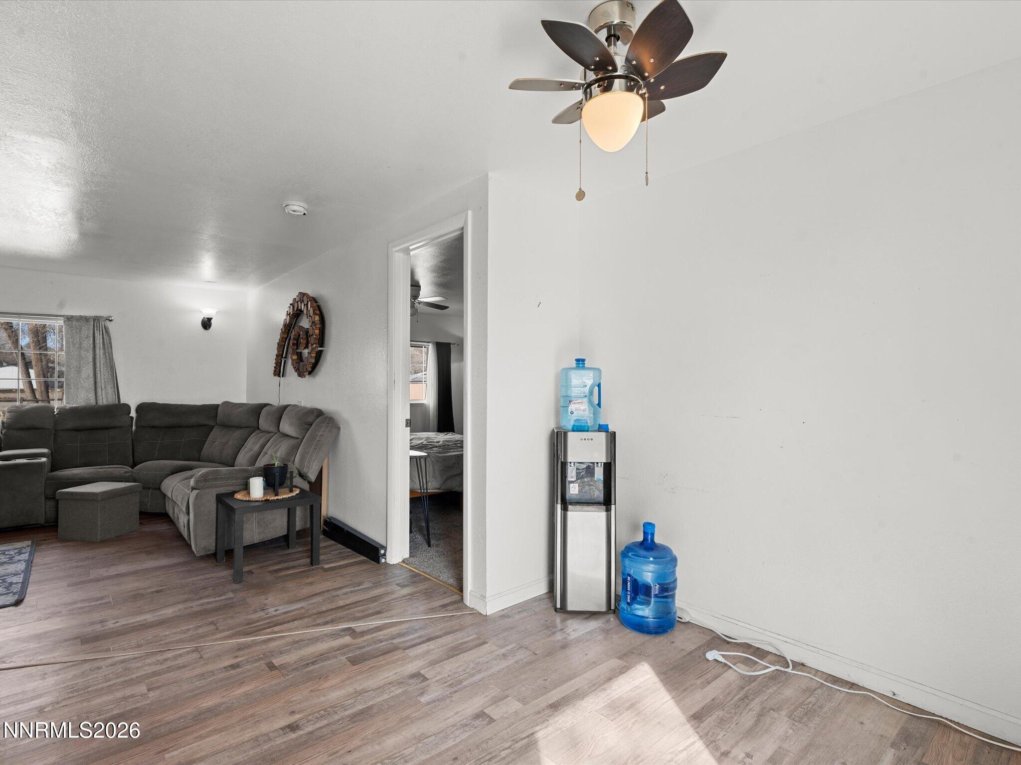 3320 Della Circle Property Photo 13