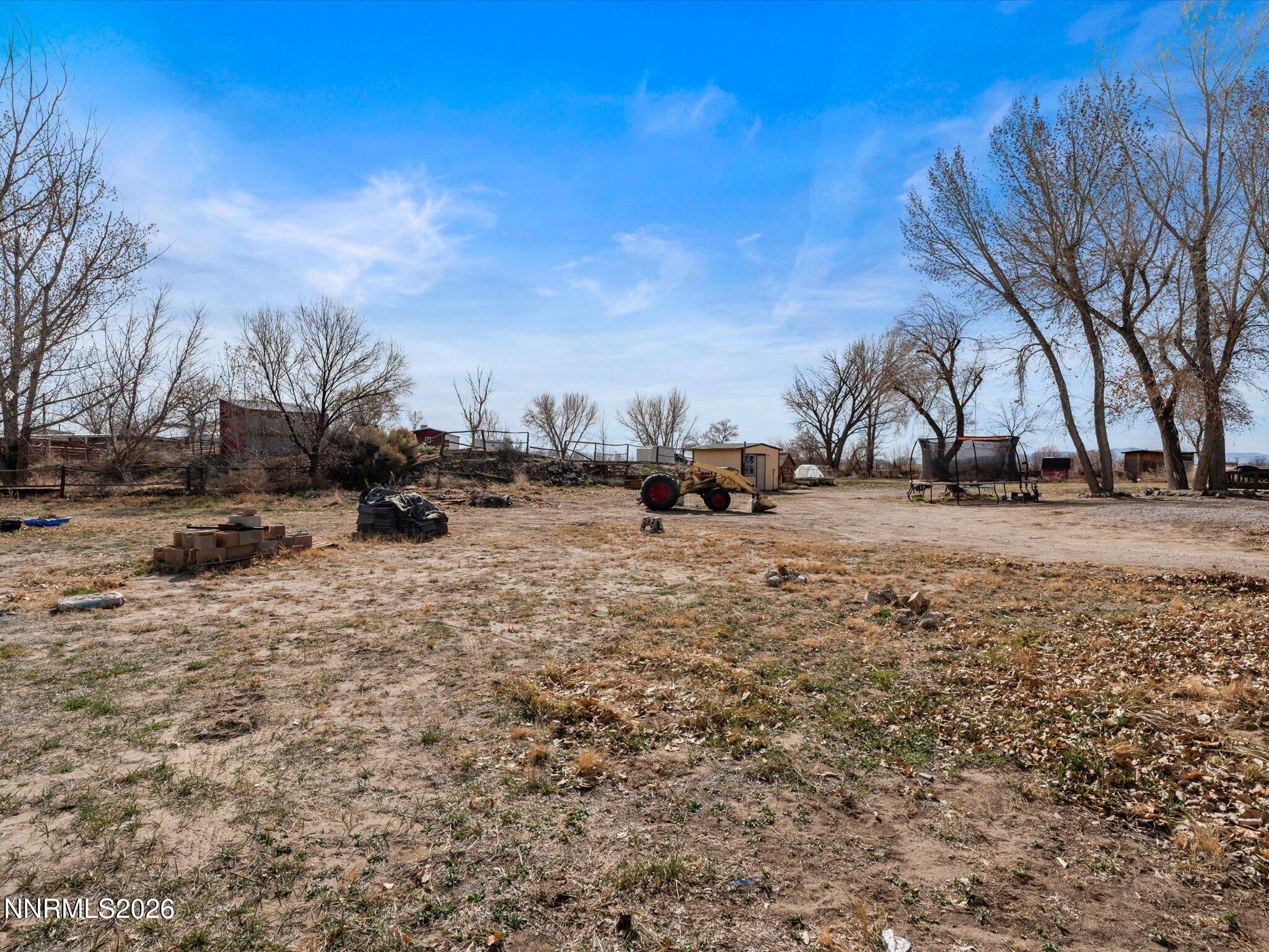 3320 Della Circle Property Photo 24