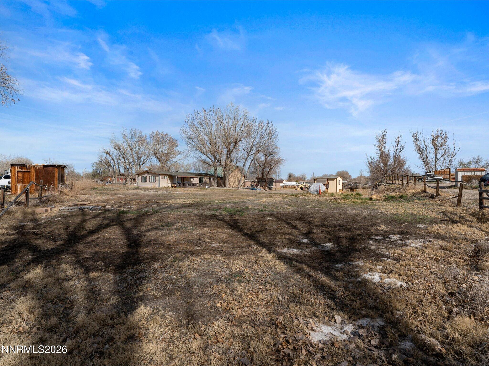 3320 Della Circle Property Photo 27