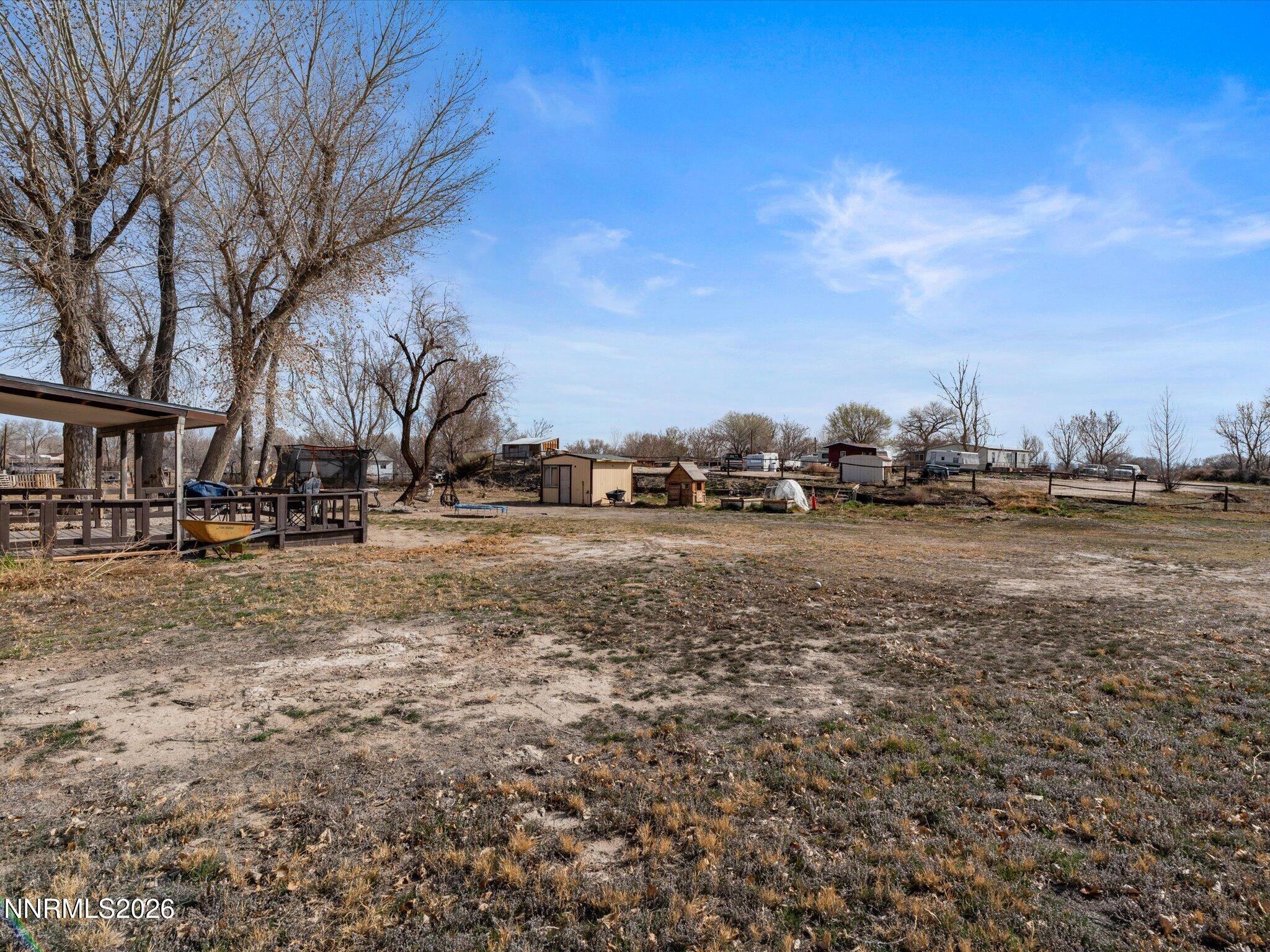 3320 Della Circle Property Photo 28