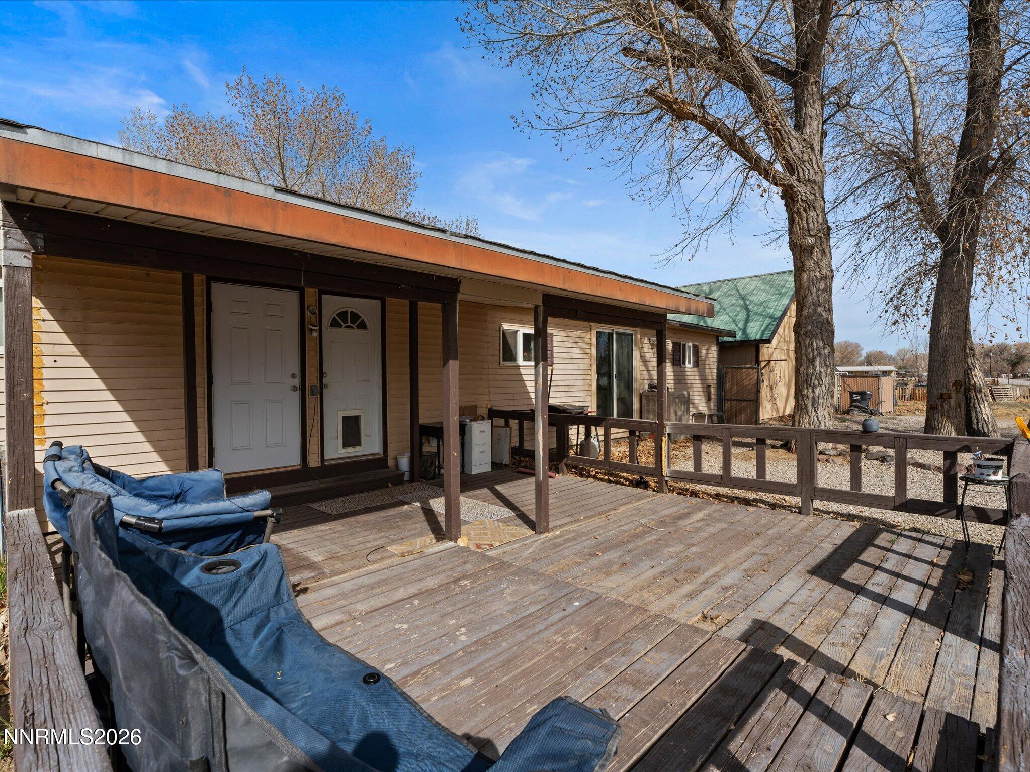 3320 Della Circle Property Photo 29