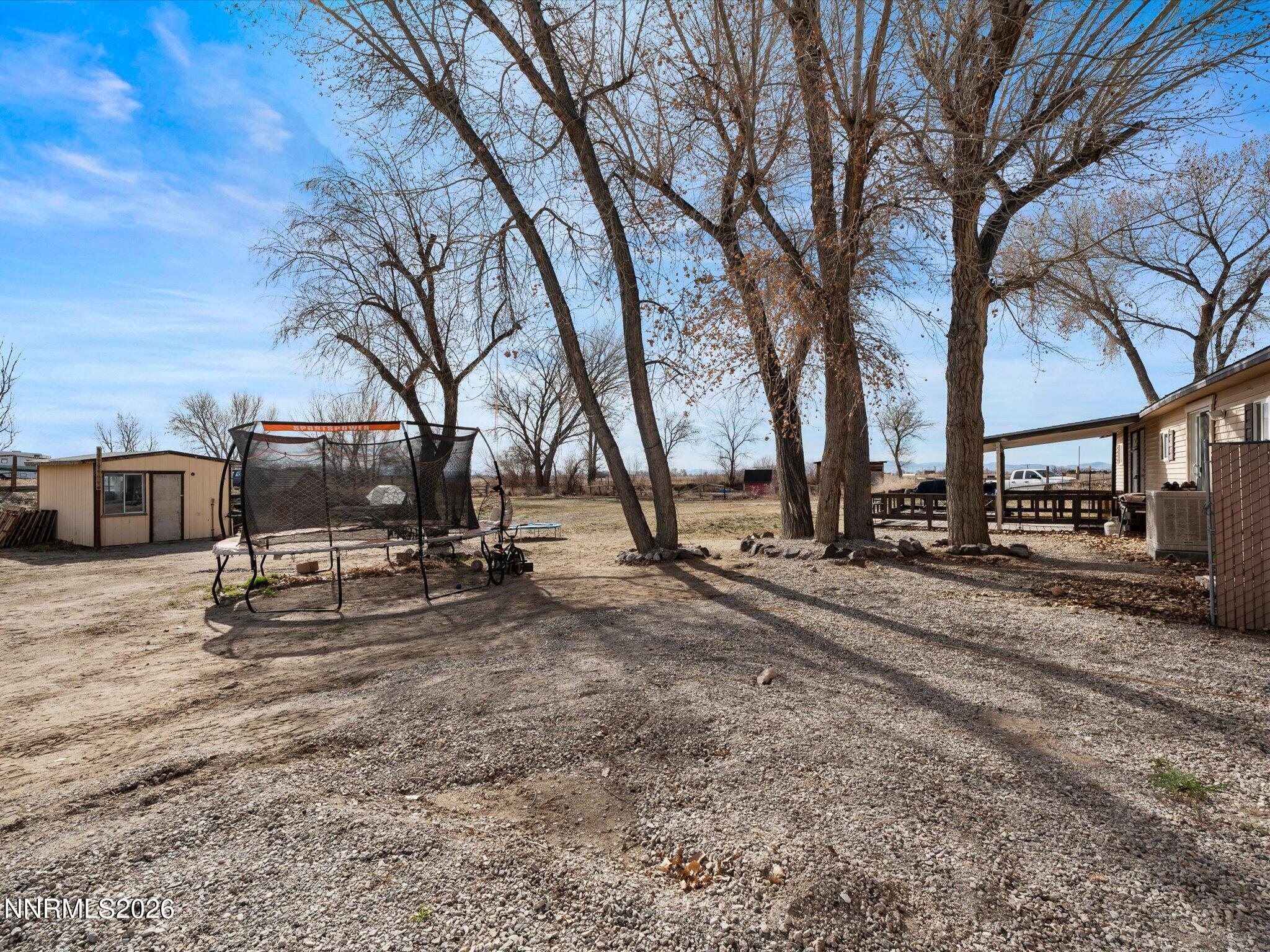 3320 Della Circle Property Photo 31