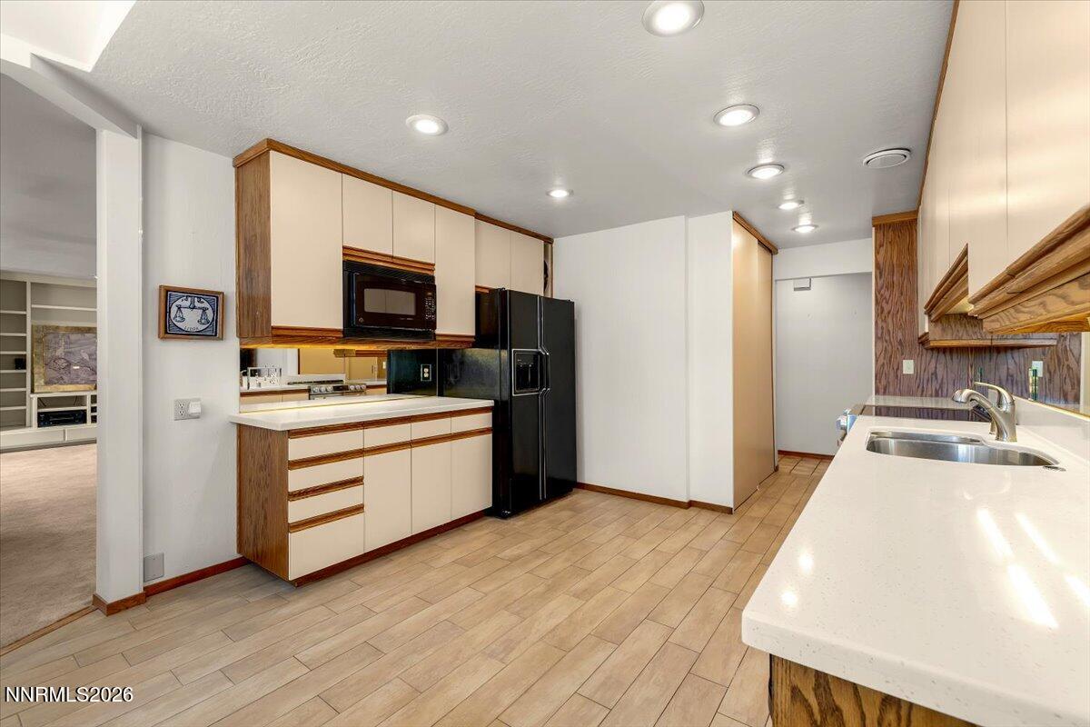 100 Moore Lane Property Photo 18