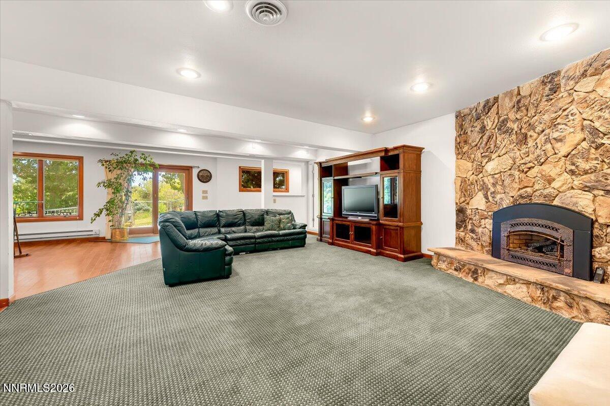 100 Moore Lane Property Photo 32