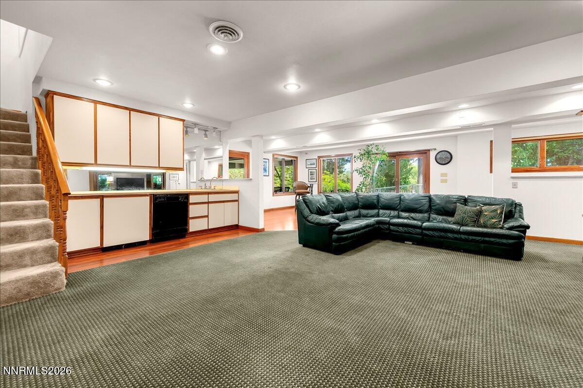 100 Moore Lane Property Photo 33