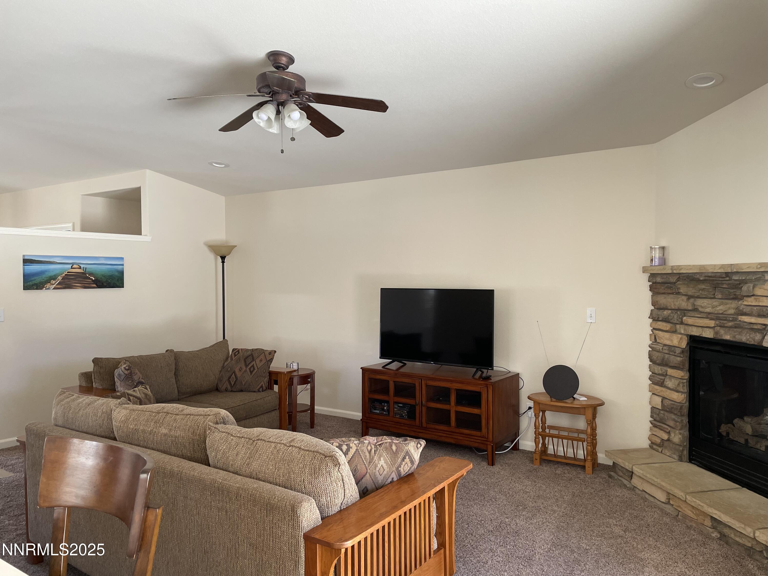 2979 Del Rio Lane Property Photo 21