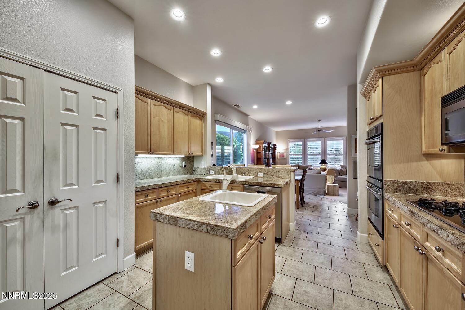 5710 N White Sands Road Property Photo 18