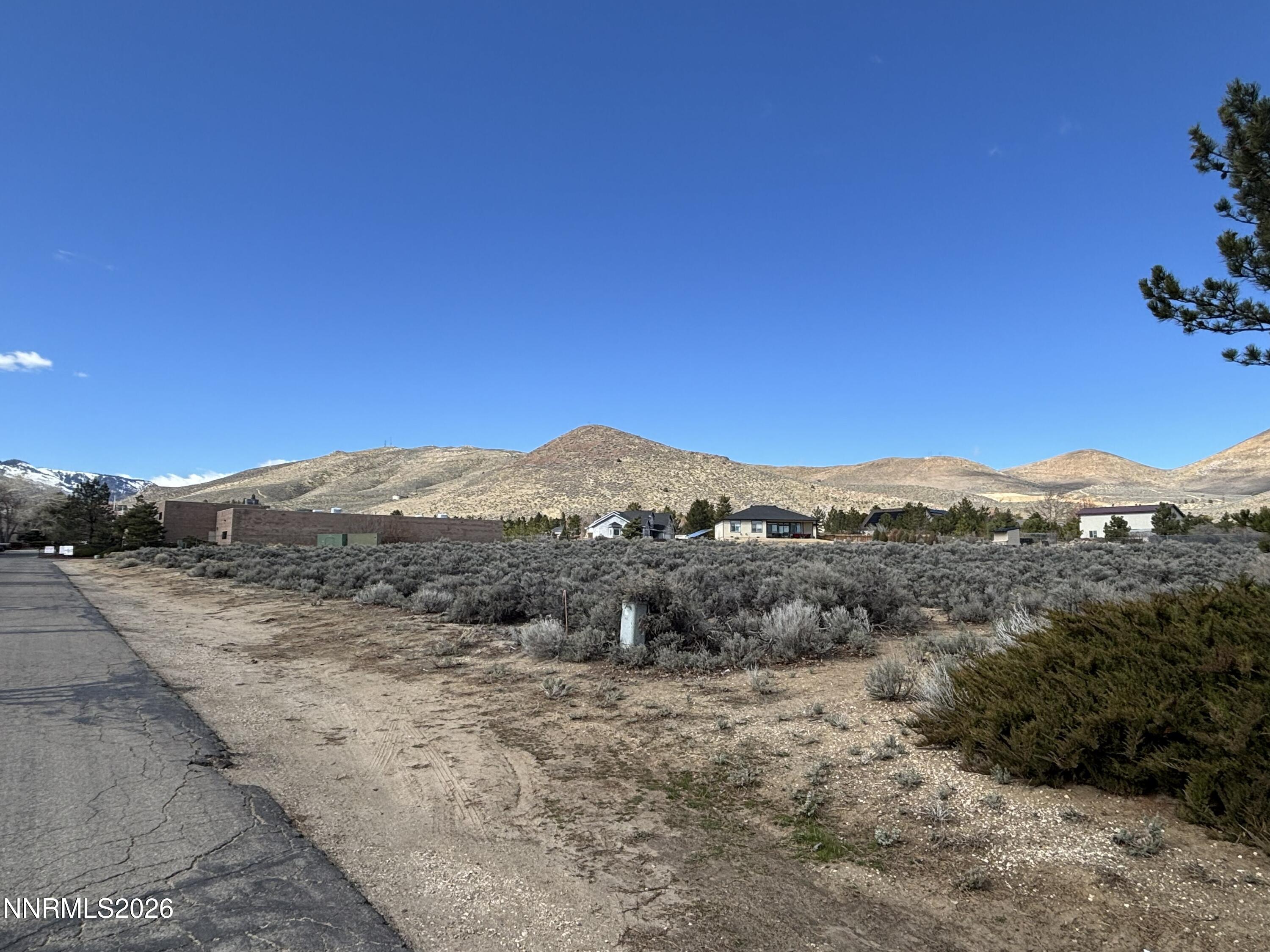 2242 Mouton Drive Property Photo 8