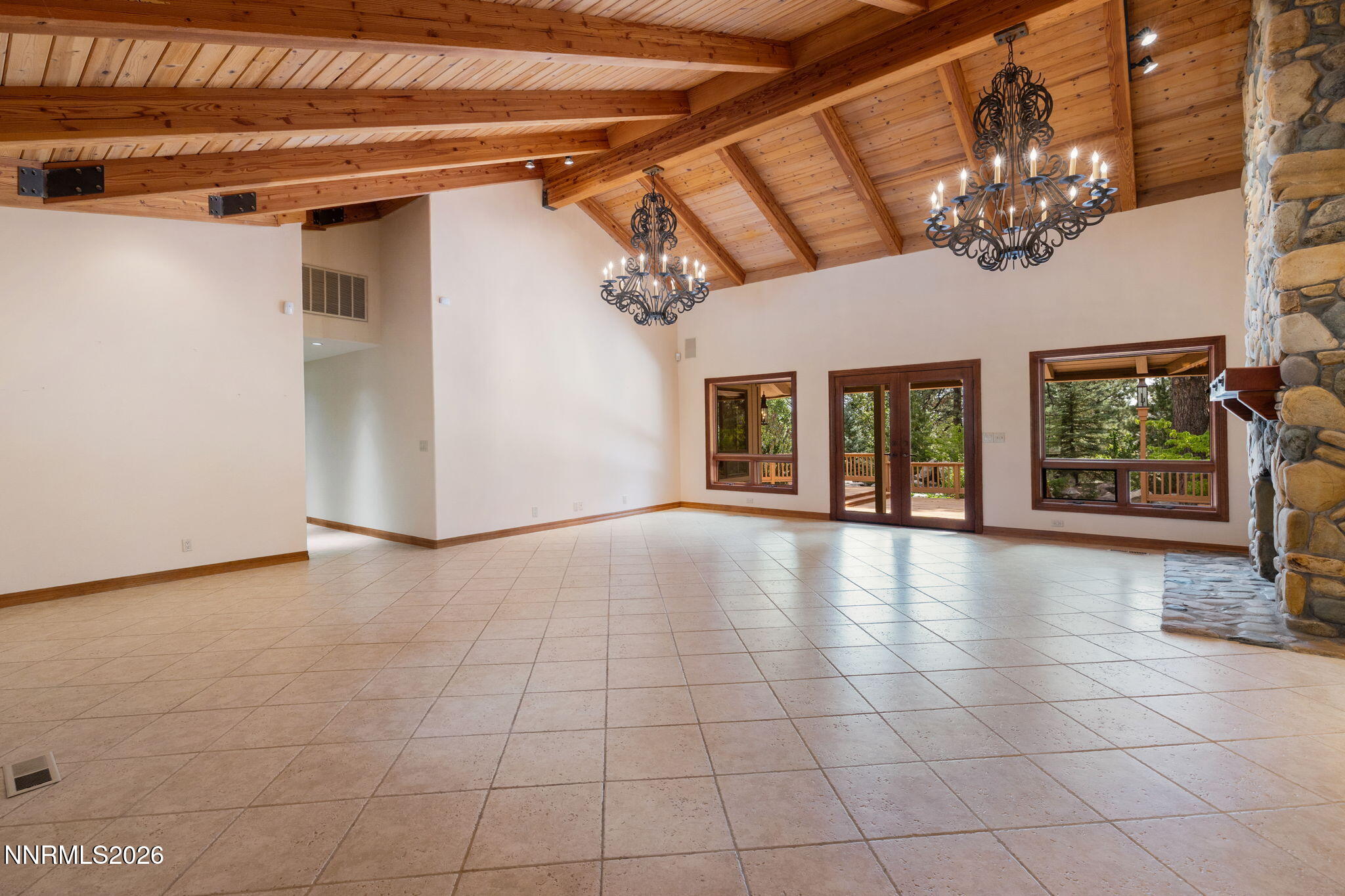 360 Sylvan Court Property Photo 44