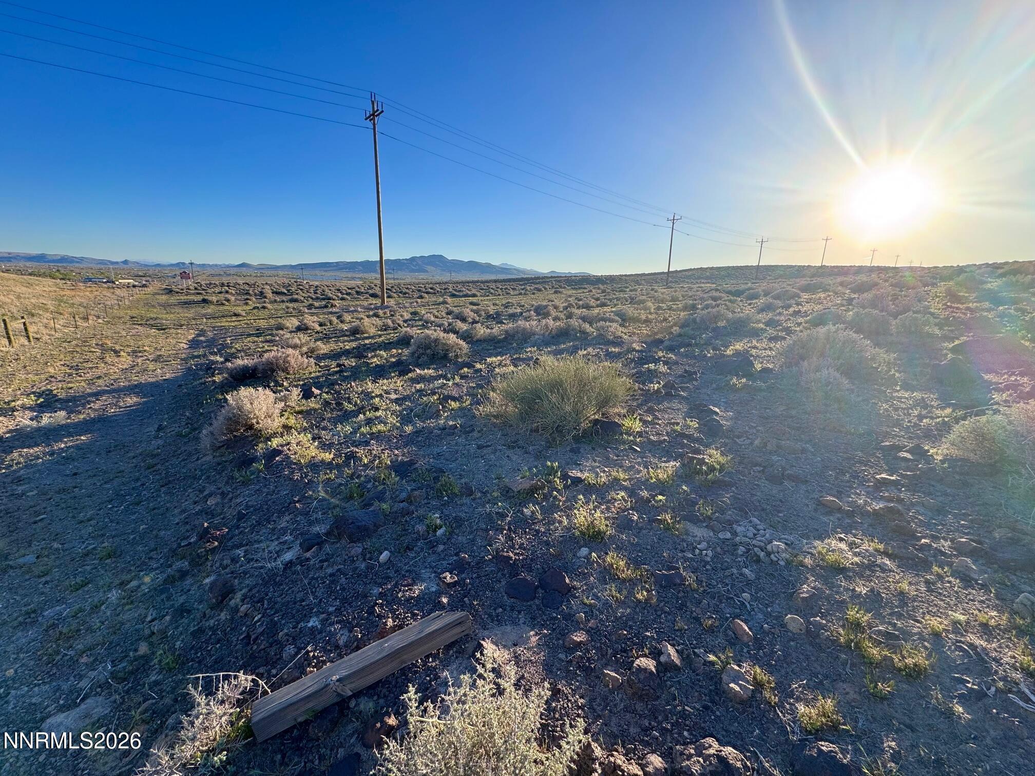 1725 Hwy 95a Property Photo 2
