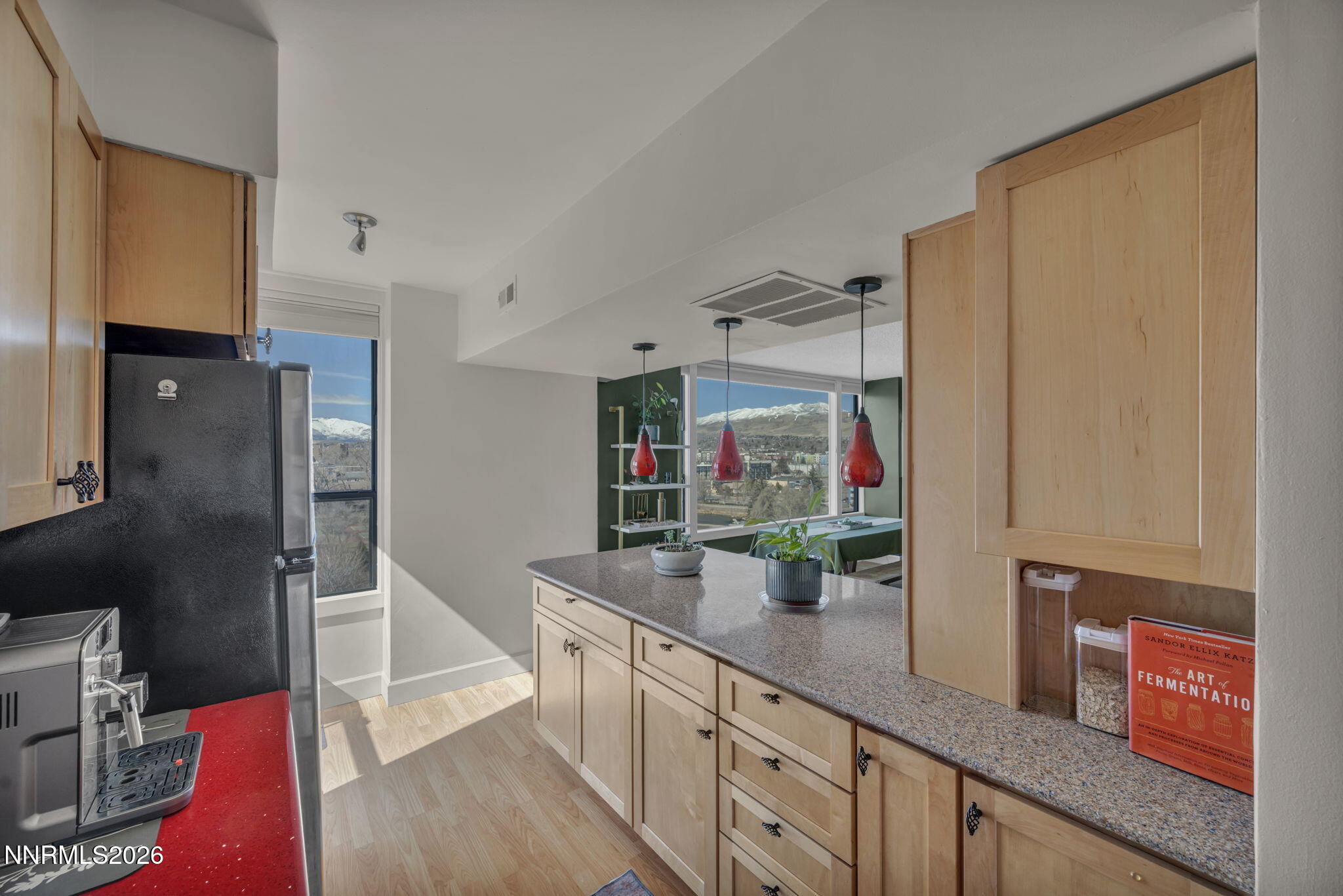 280 Island Avenue Apt 1002 Property Photo 15