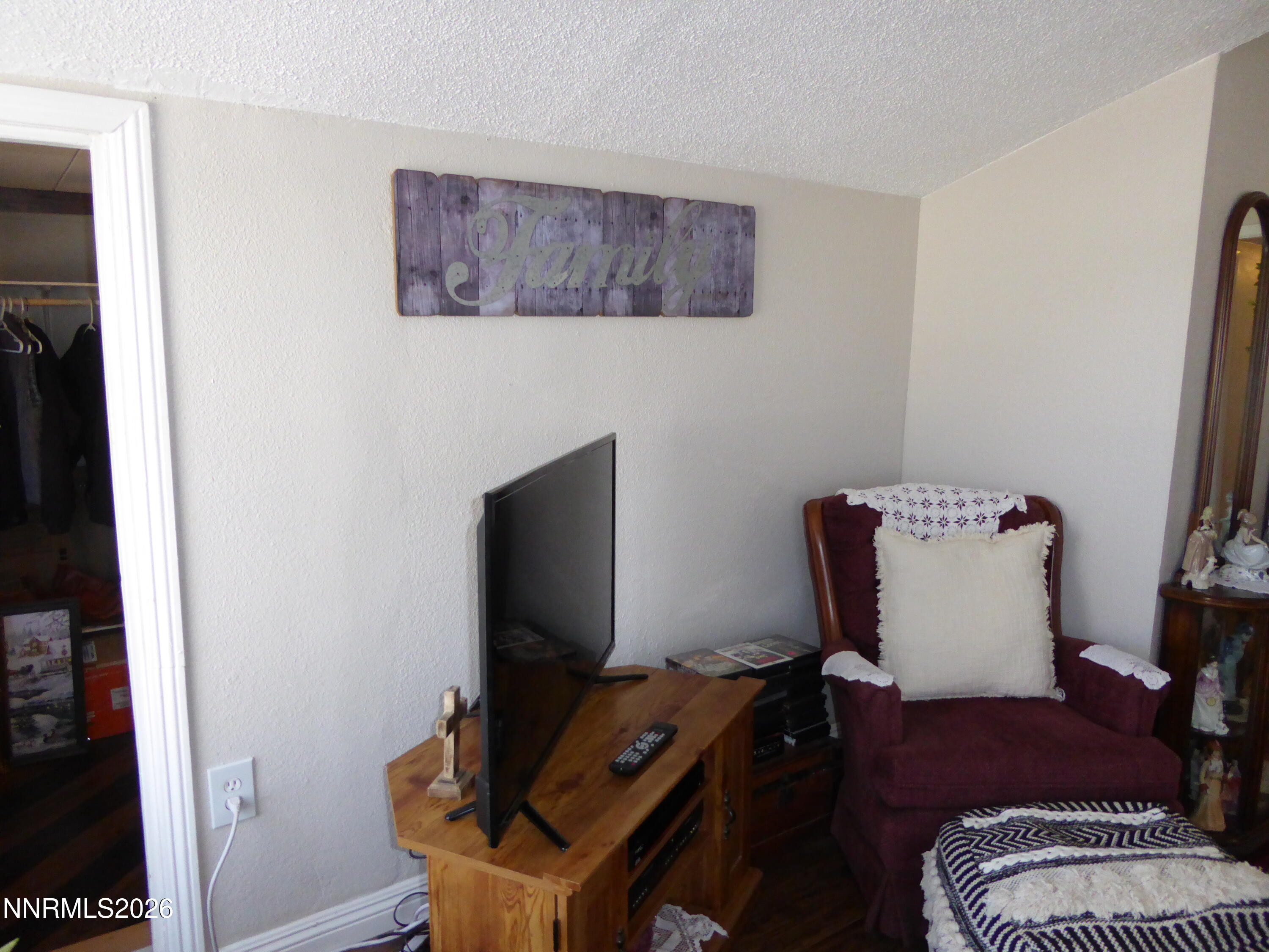 337 Ogden Avenue Property Photo 5