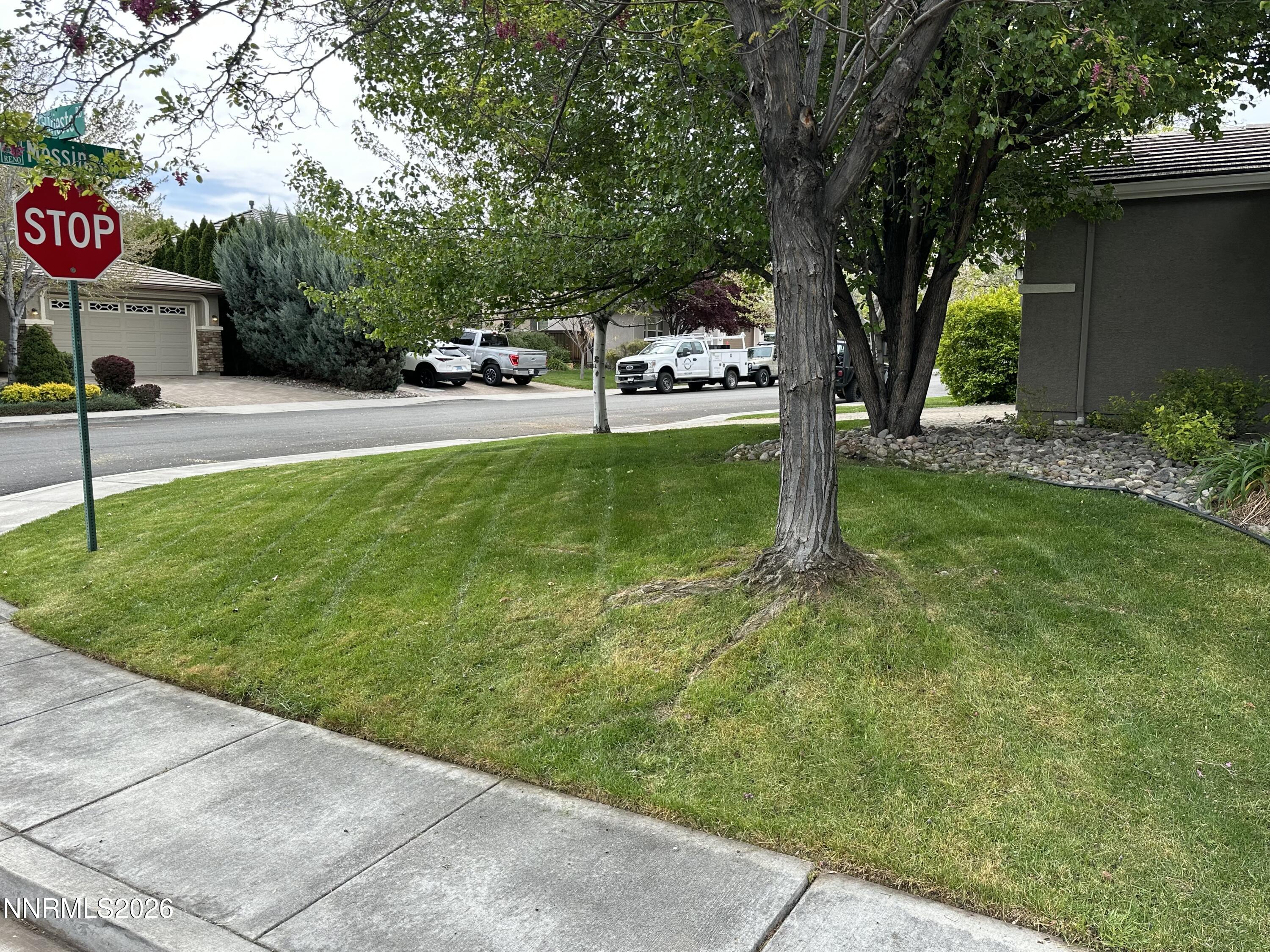 11201 Messina Way Property Photo 6