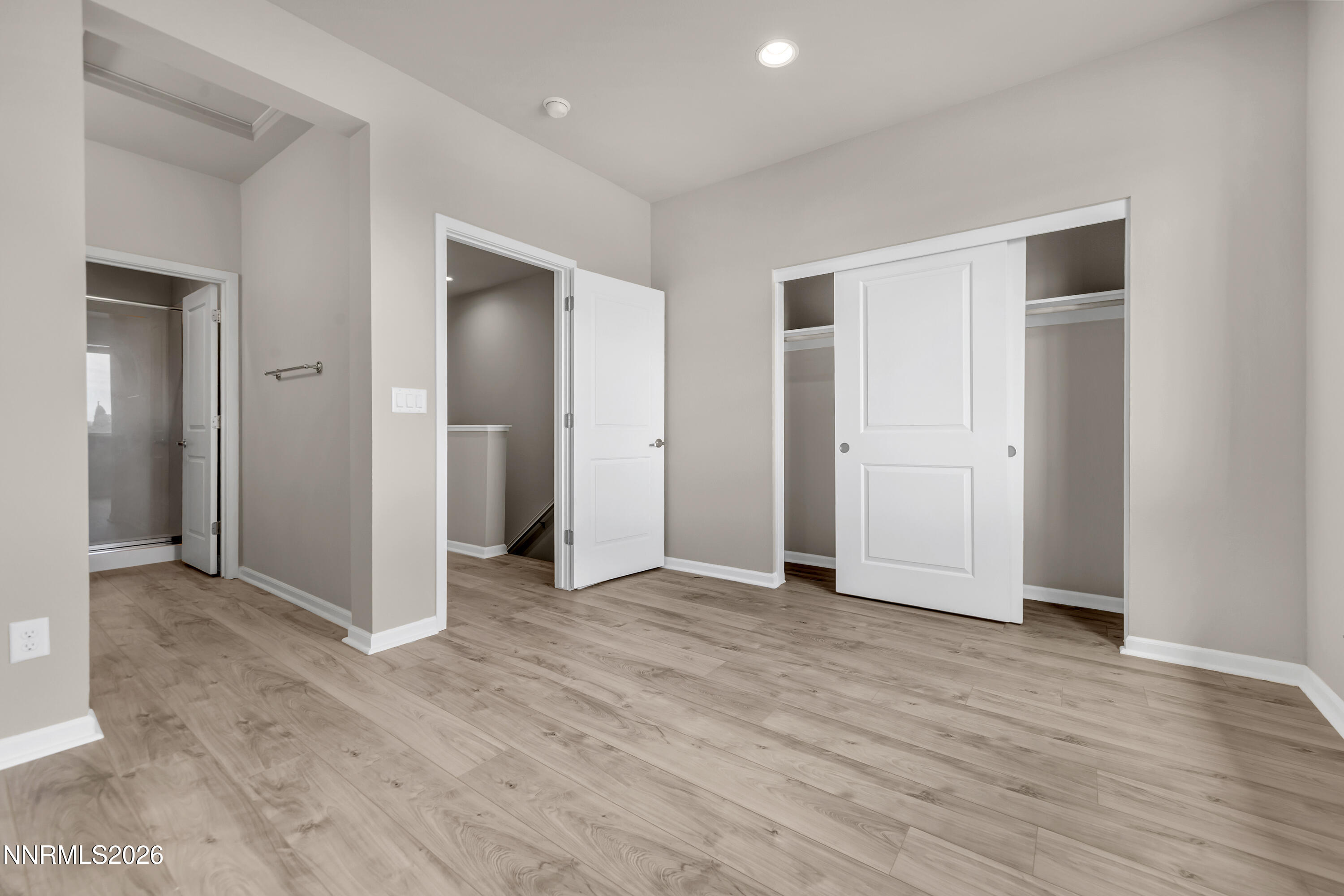 2150 Altamira Drive Property Photo 10