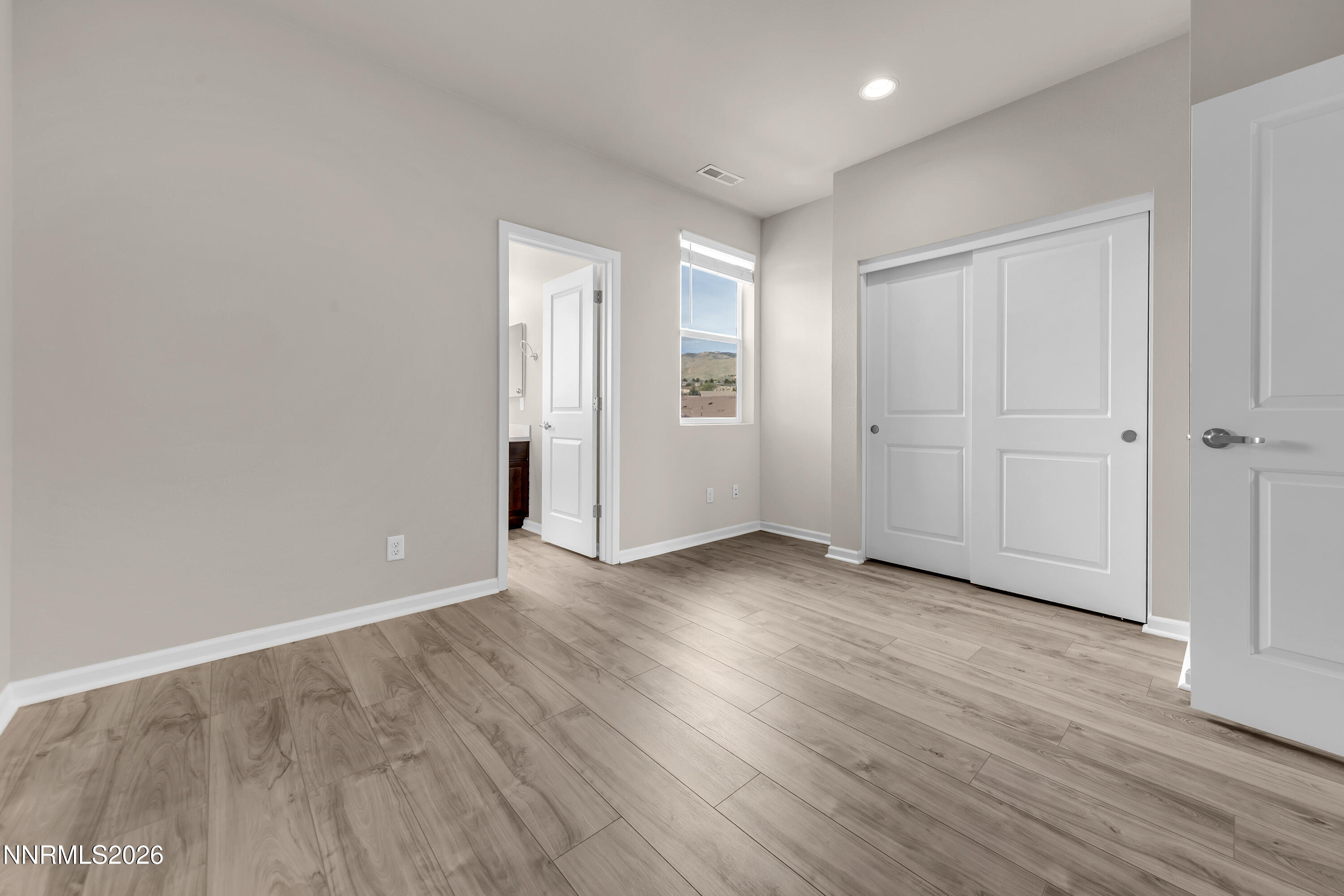 2150 Altamira Drive Property Photo 14