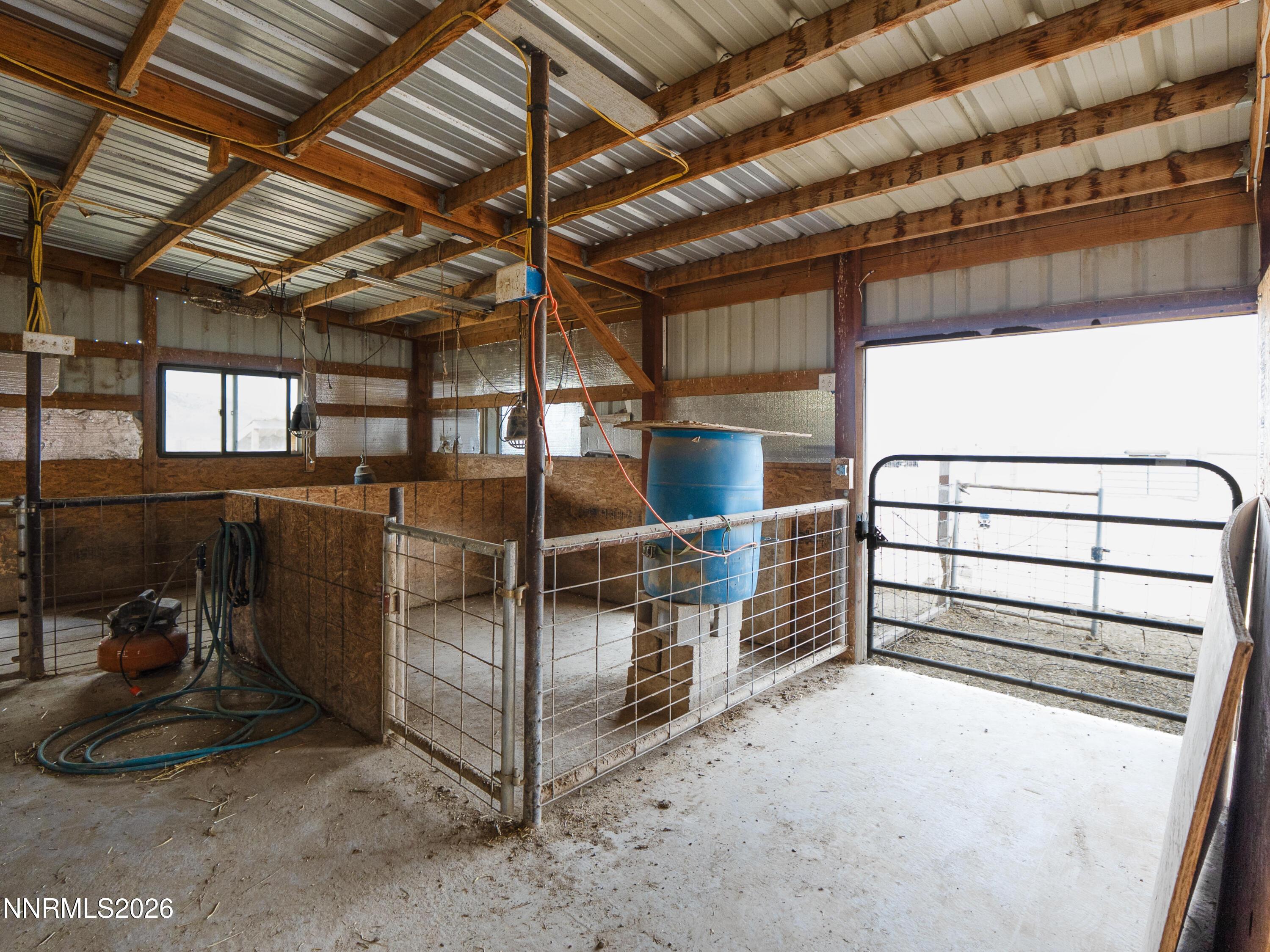 2625 Muddy Road Property Photo 11