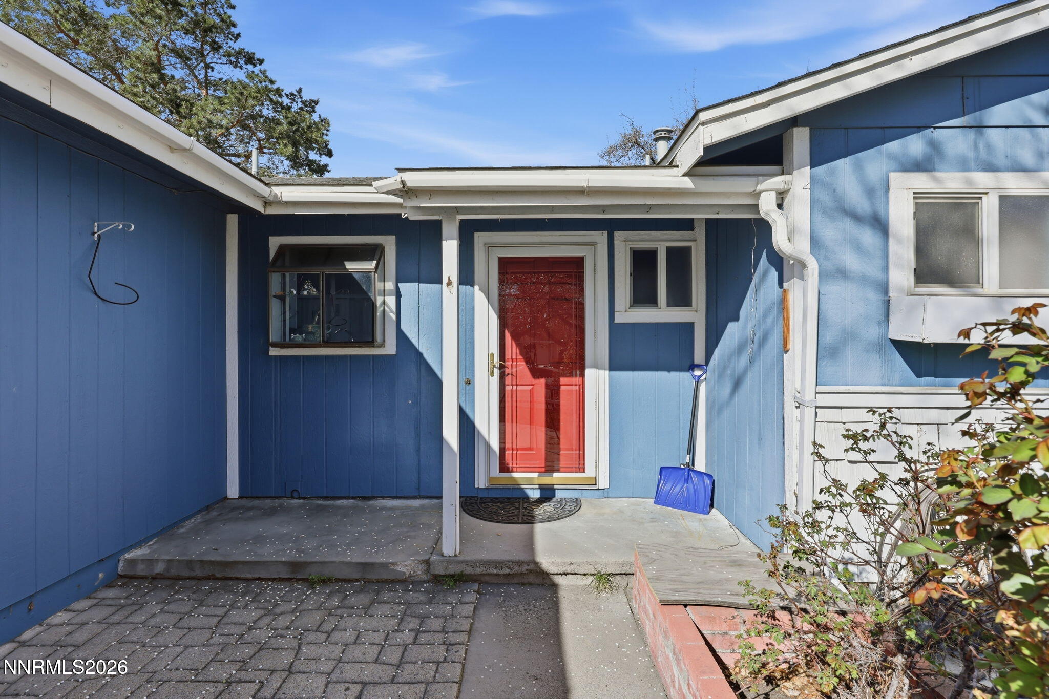 3200 Pine Lane Property Photo 4