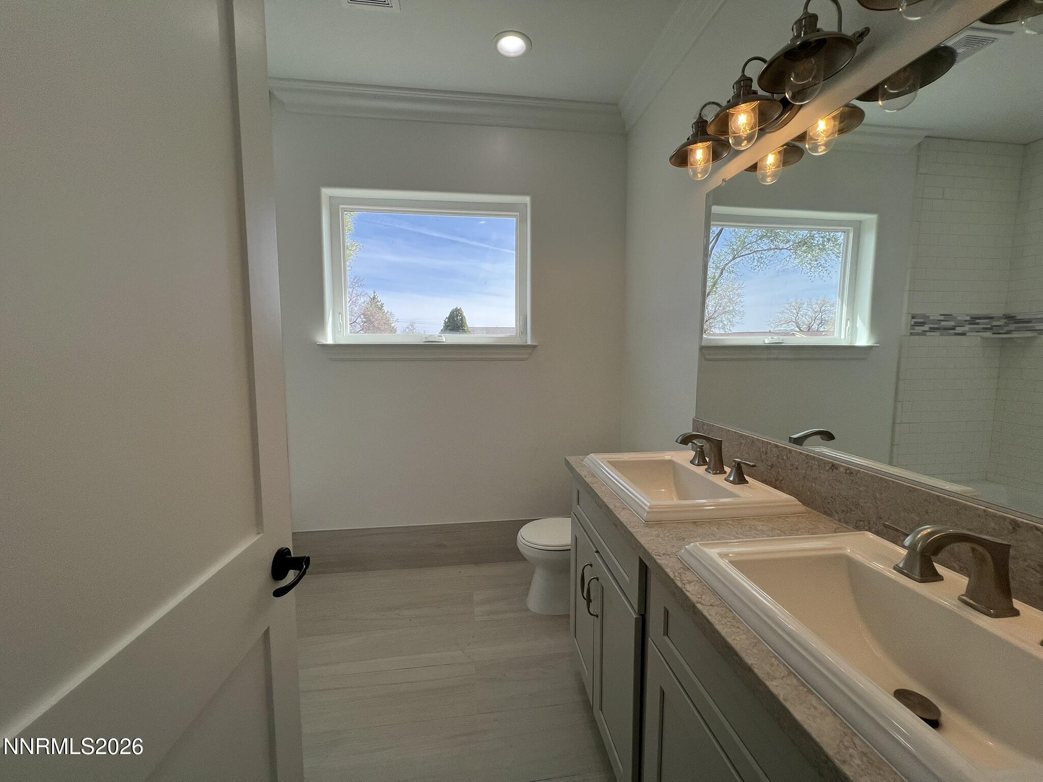 95 Hercules Drive Property Photo 15