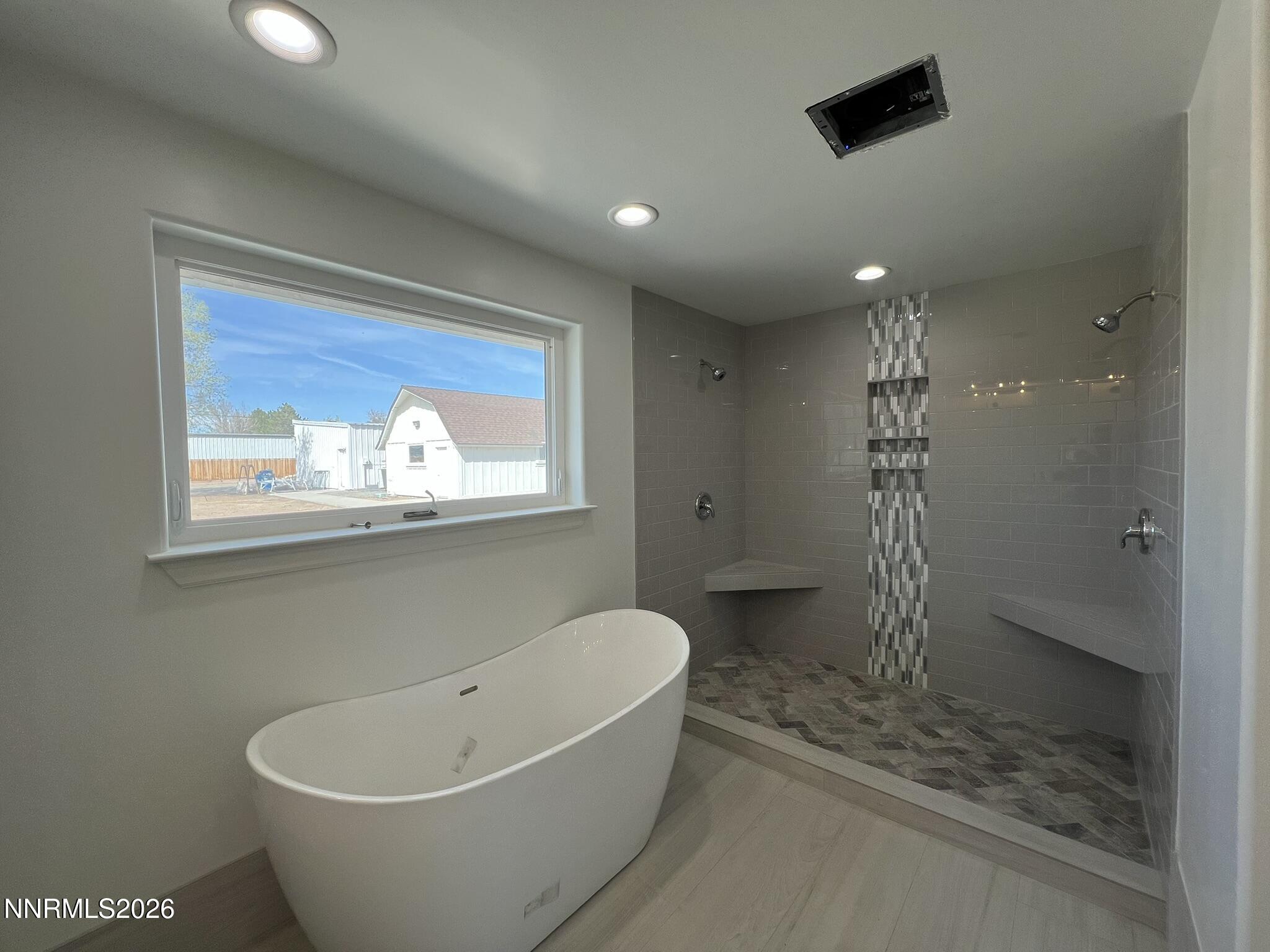 95 Hercules Drive Property Photo 22