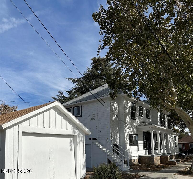 401 6th Street Property Photo 4