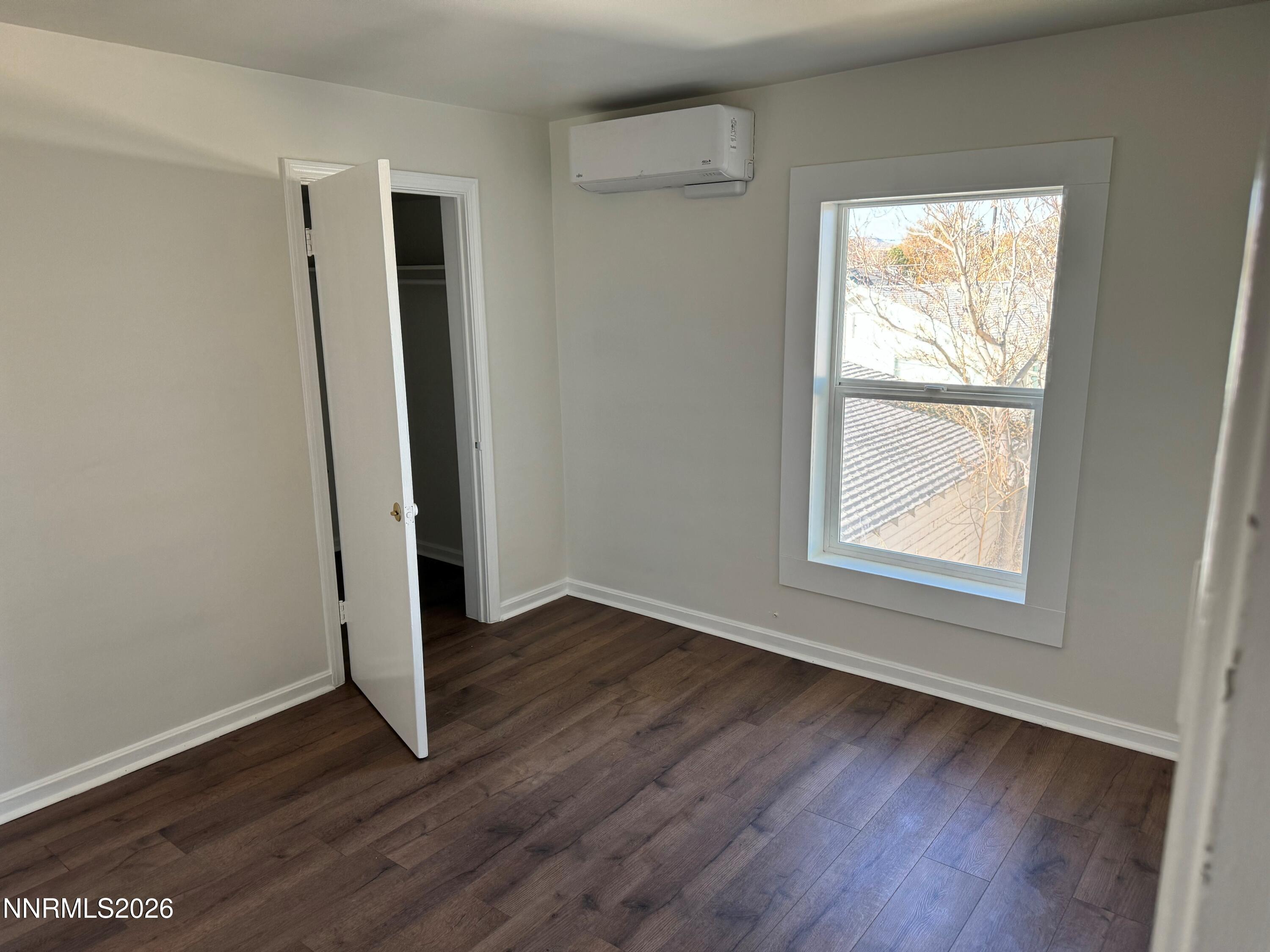401 6th Street Property Photo 9