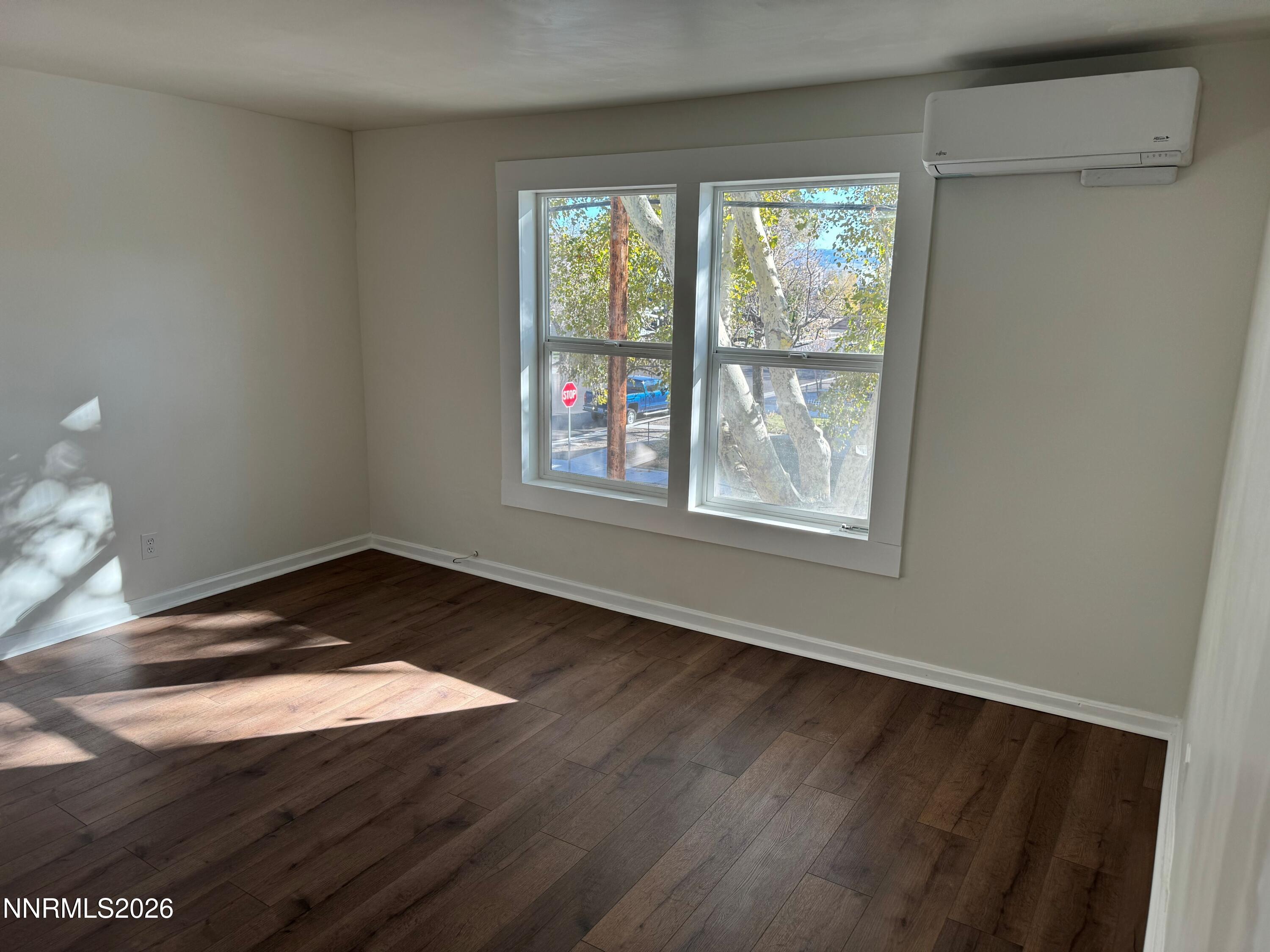 401 6th Street Property Photo 11