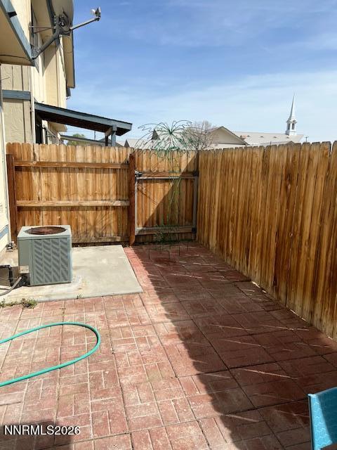 841 W Center Street Property Photo 4