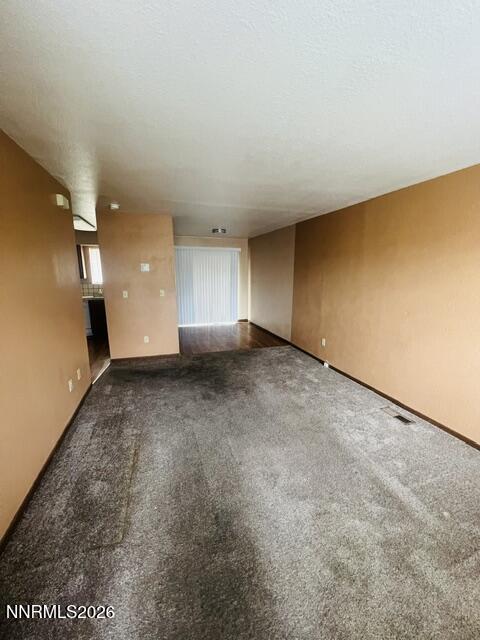 841 W Center Street Property Photo 5