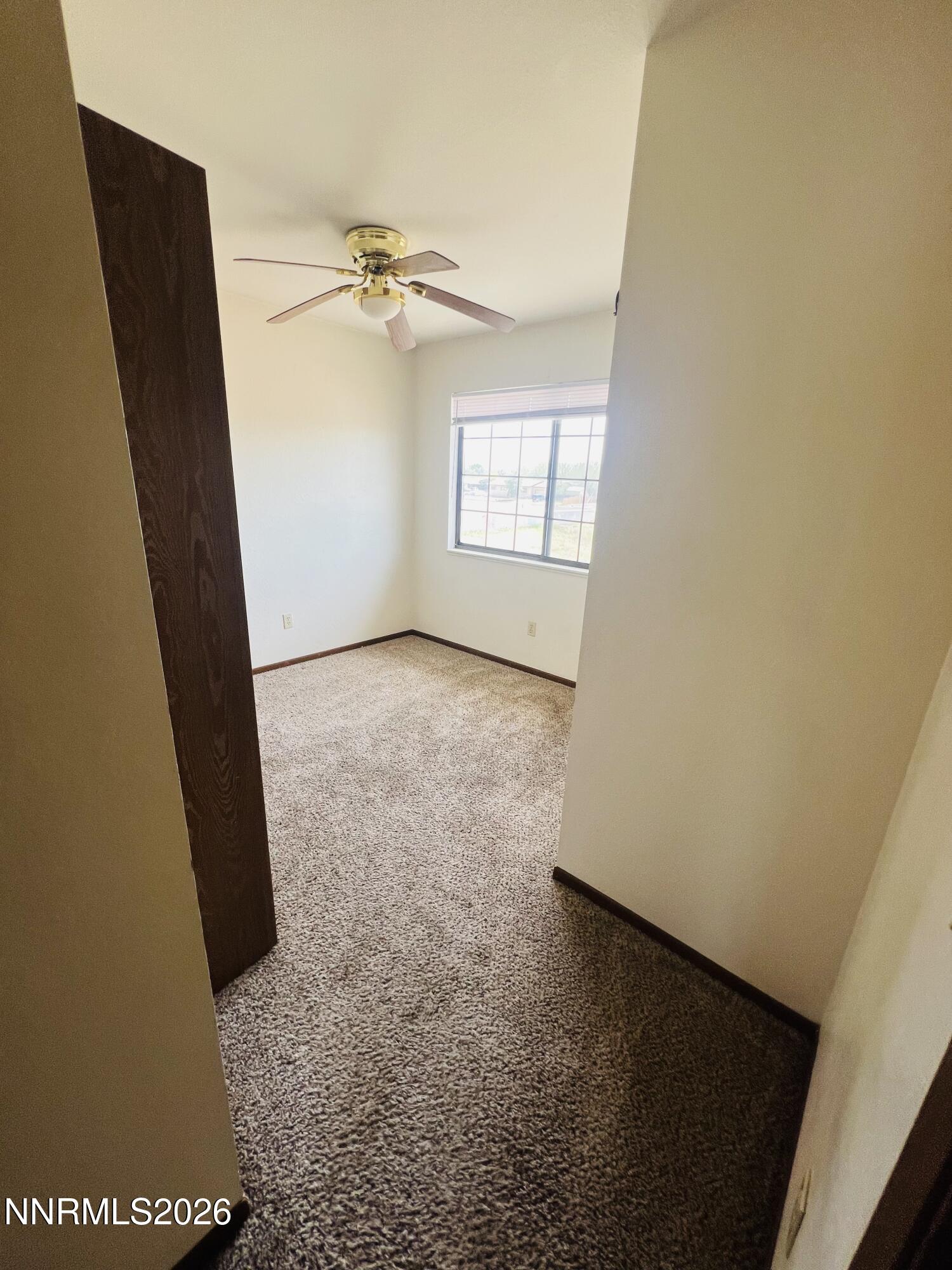 861 W Center Street Property Photo 6